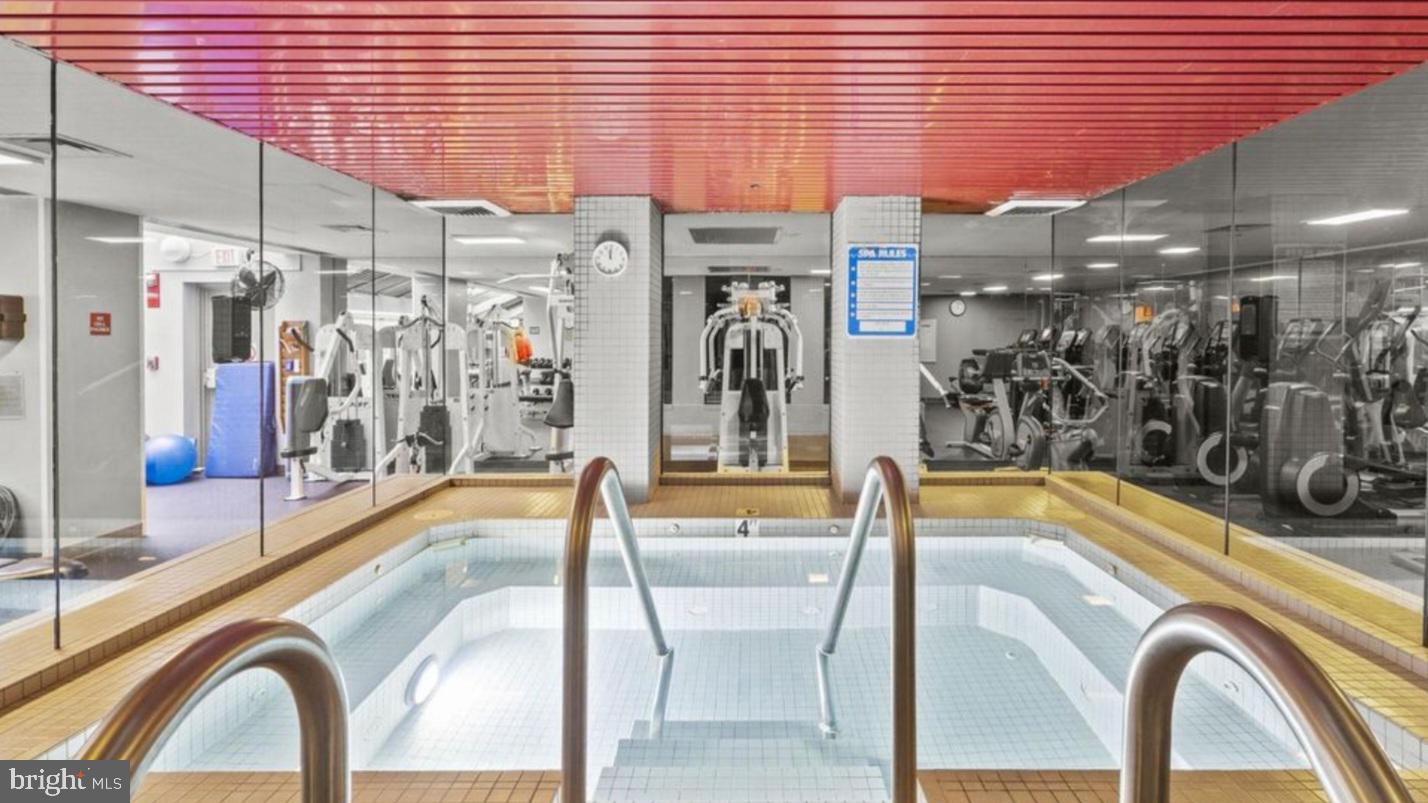 ARLINGTON - Residential Lease