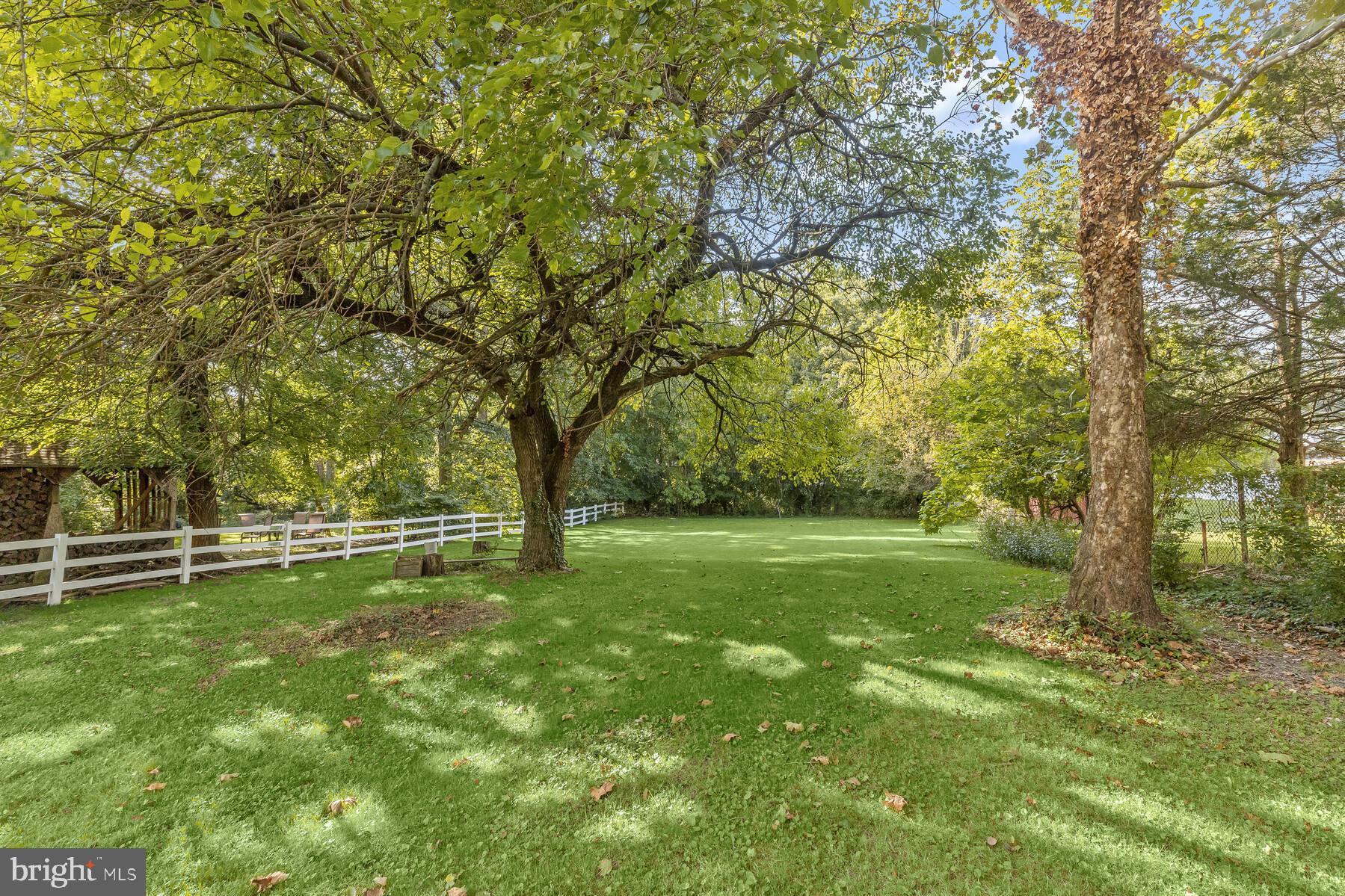 RIDGE GROVE - Residential