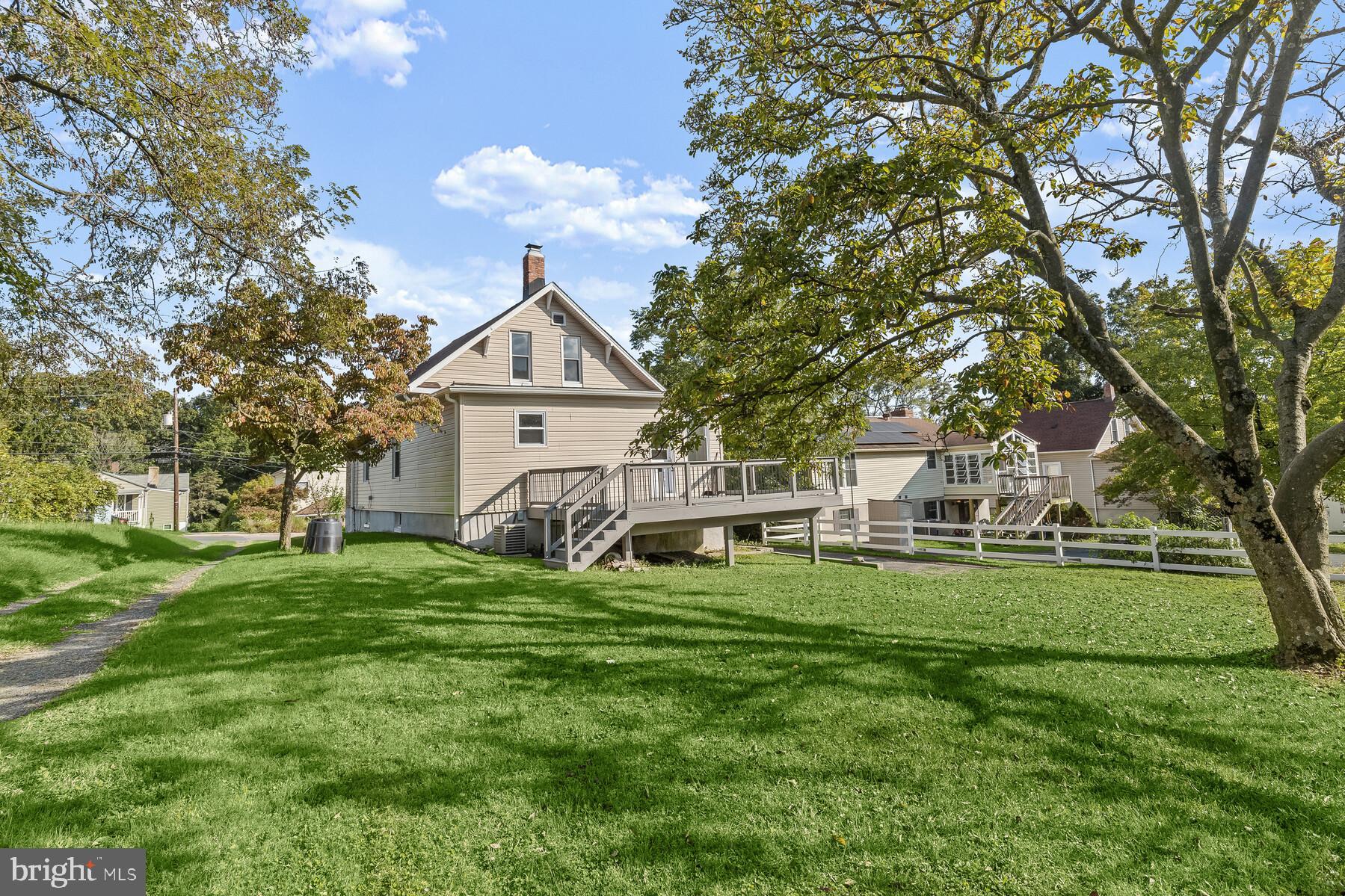 RIDGE GROVE - Residential