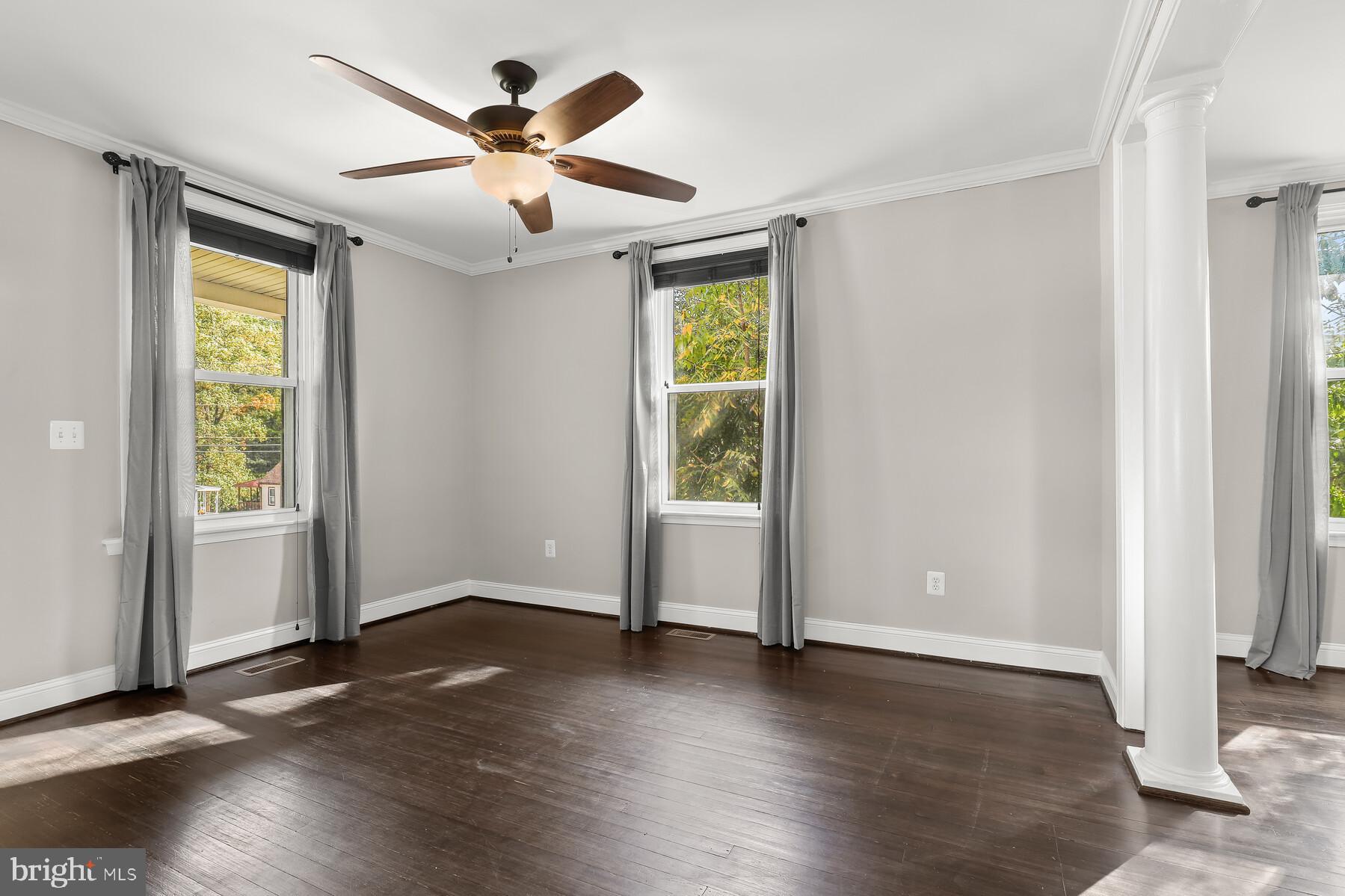 RIDGE GROVE - Residential