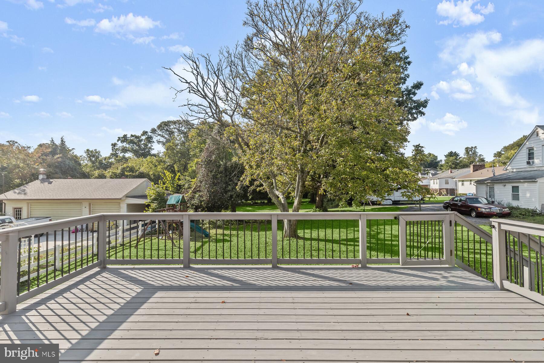 RIDGE GROVE - Residential