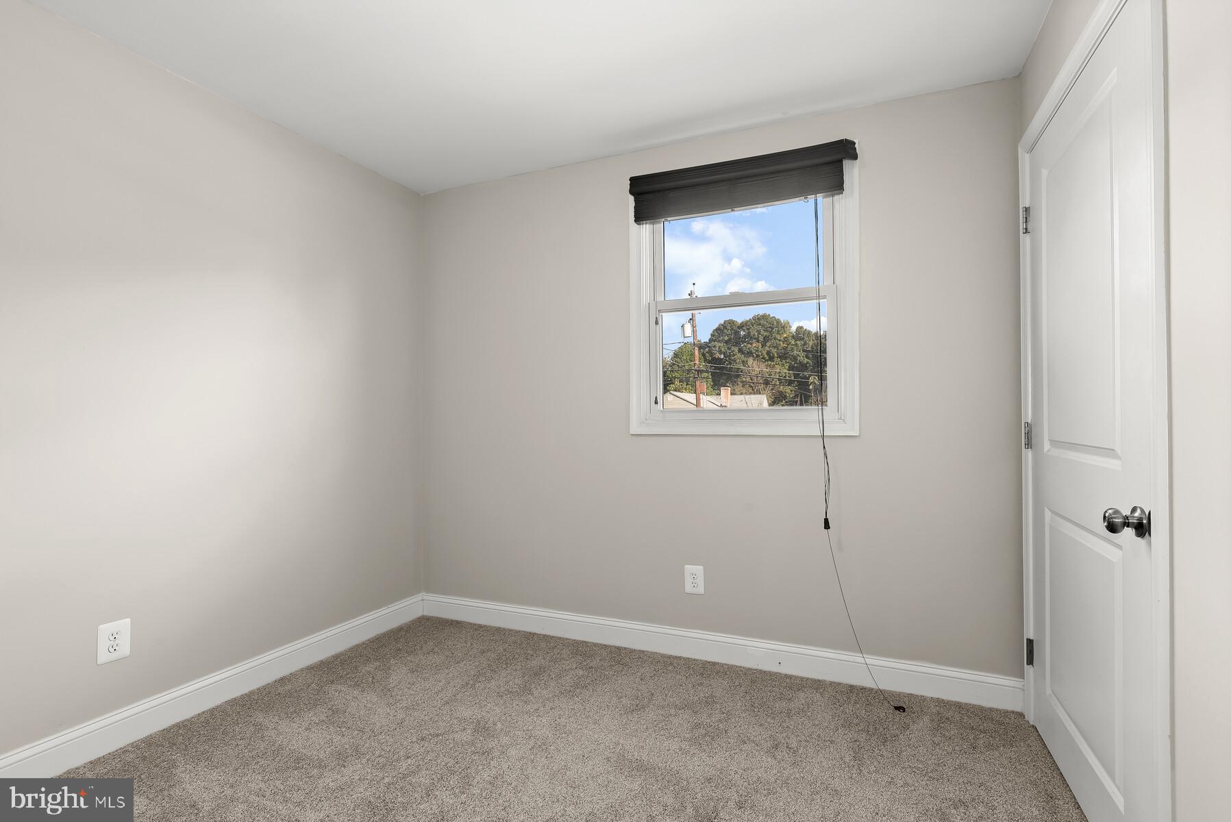 RIDGE GROVE - Residential