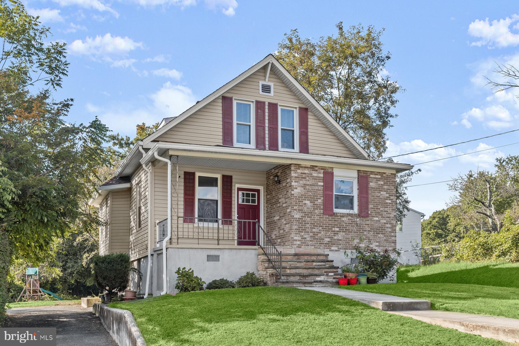 RIDGE GROVE - Residential