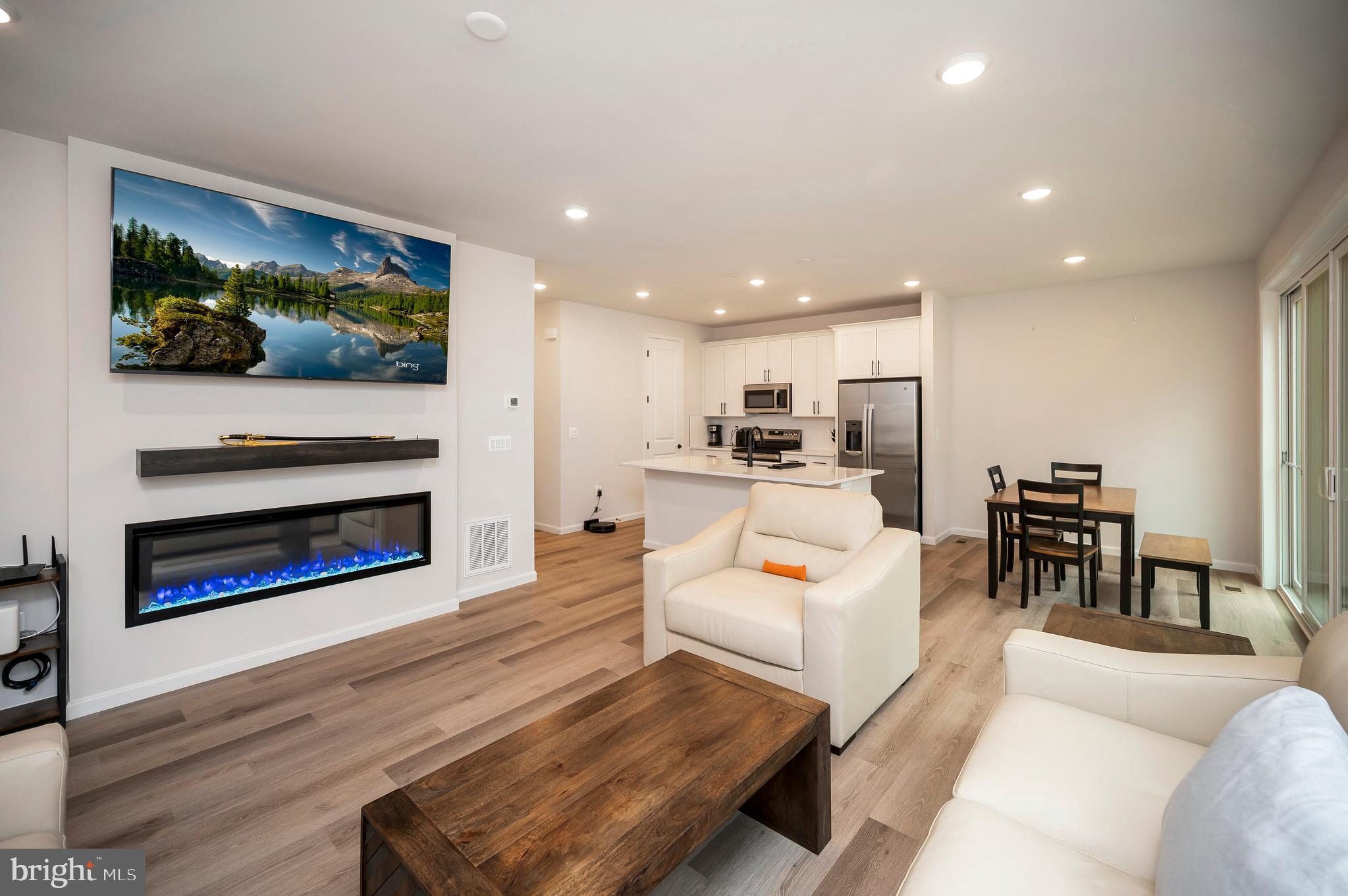 WILDERNESS SHORES - Residential