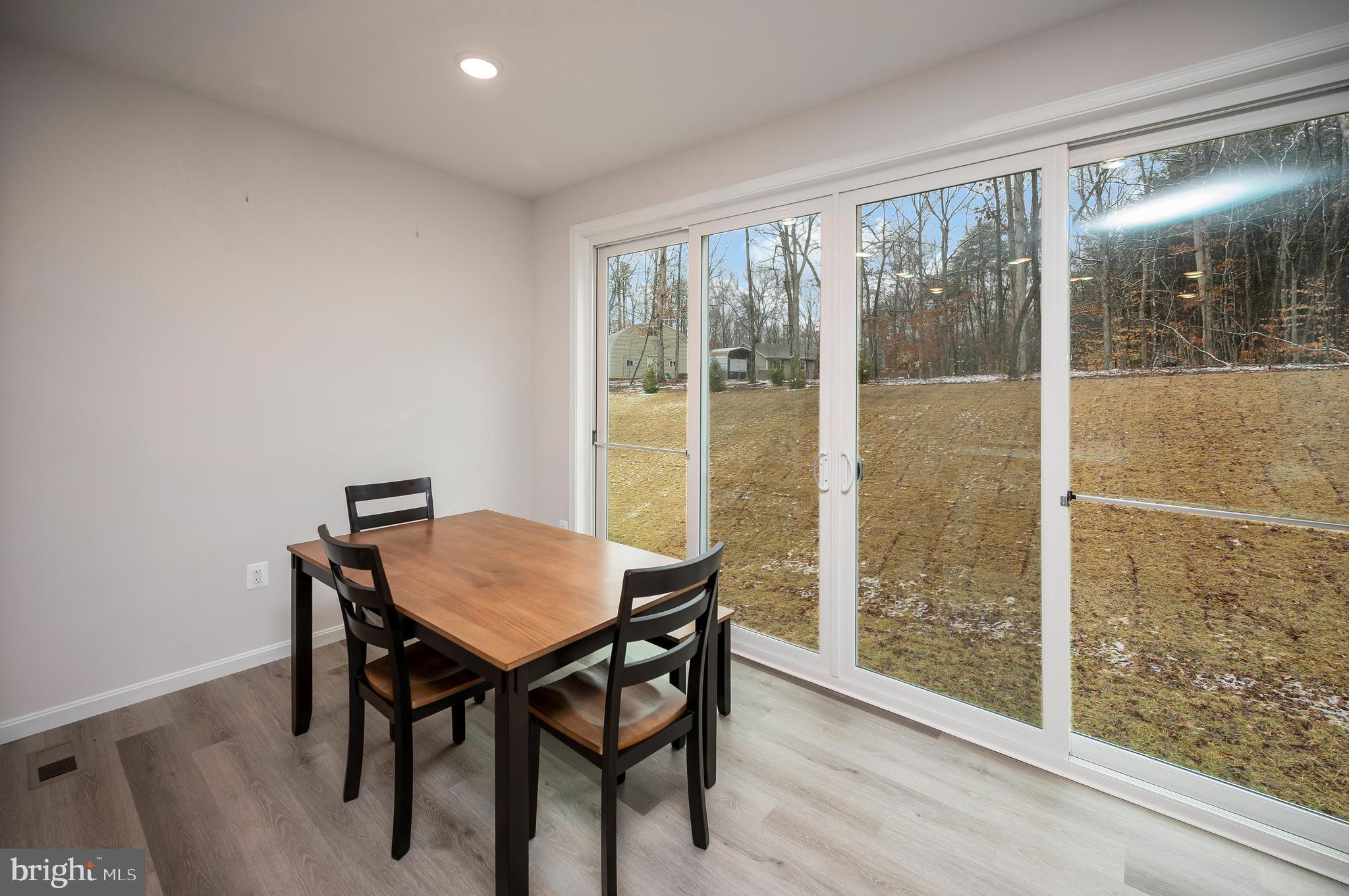 WILDERNESS SHORES - Residential