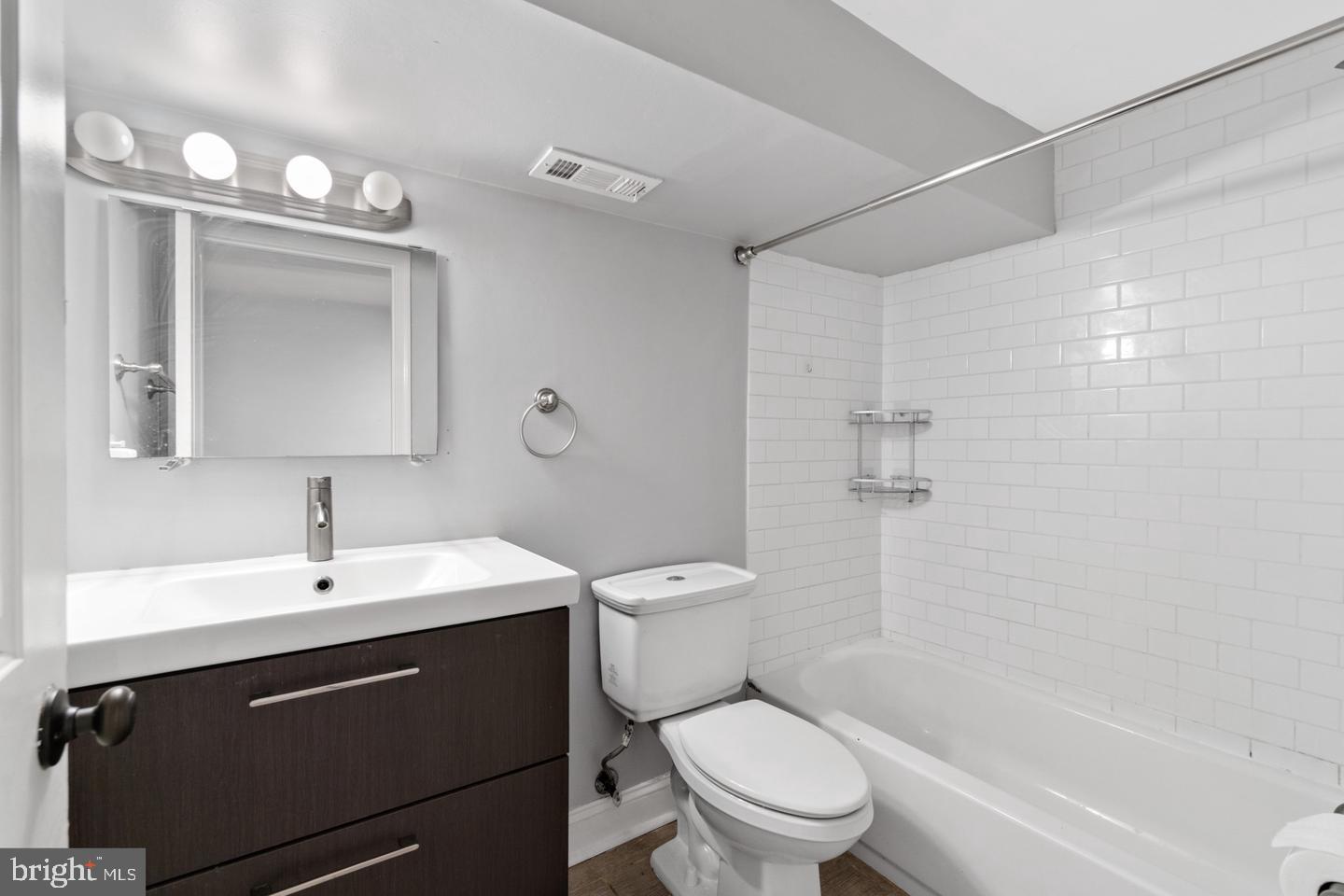 CANTON - Residential Lease