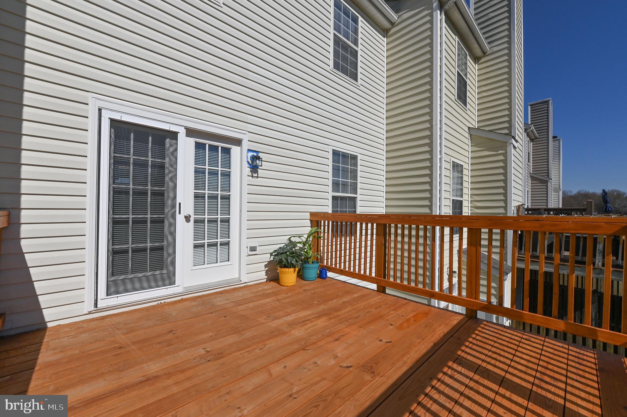 NANTUCKET MEWS @ CROFTON - Residential