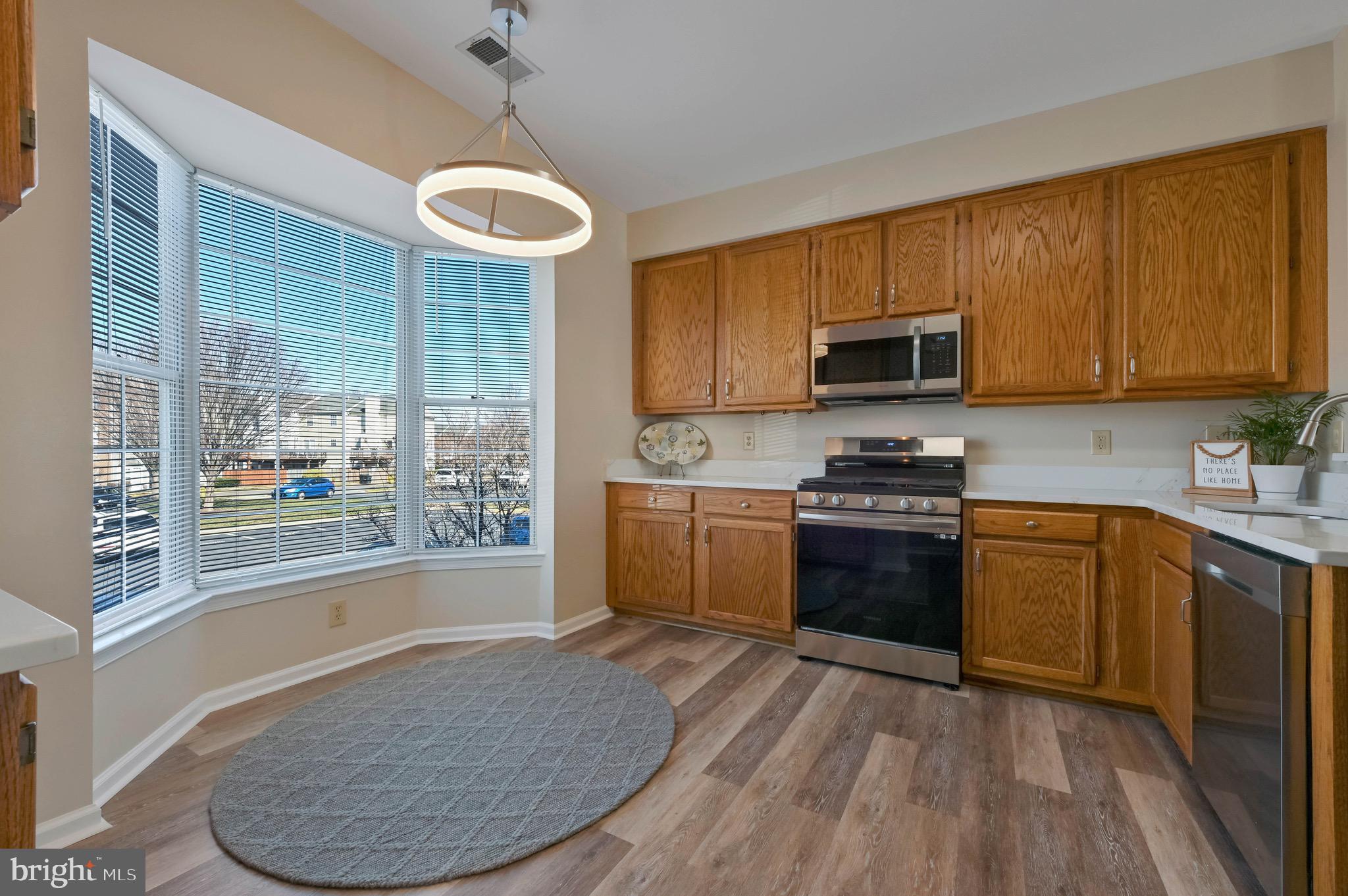 NANTUCKET MEWS @ CROFTON - Residential