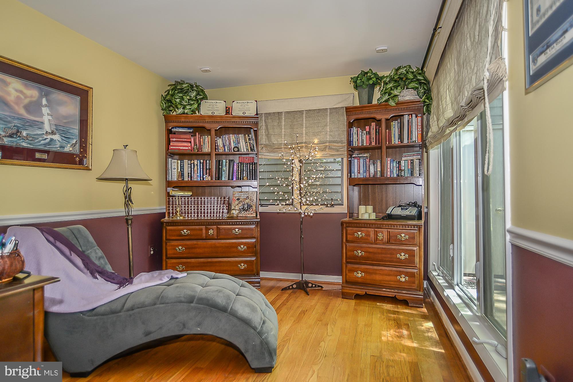 MONTCLAIR - Residential