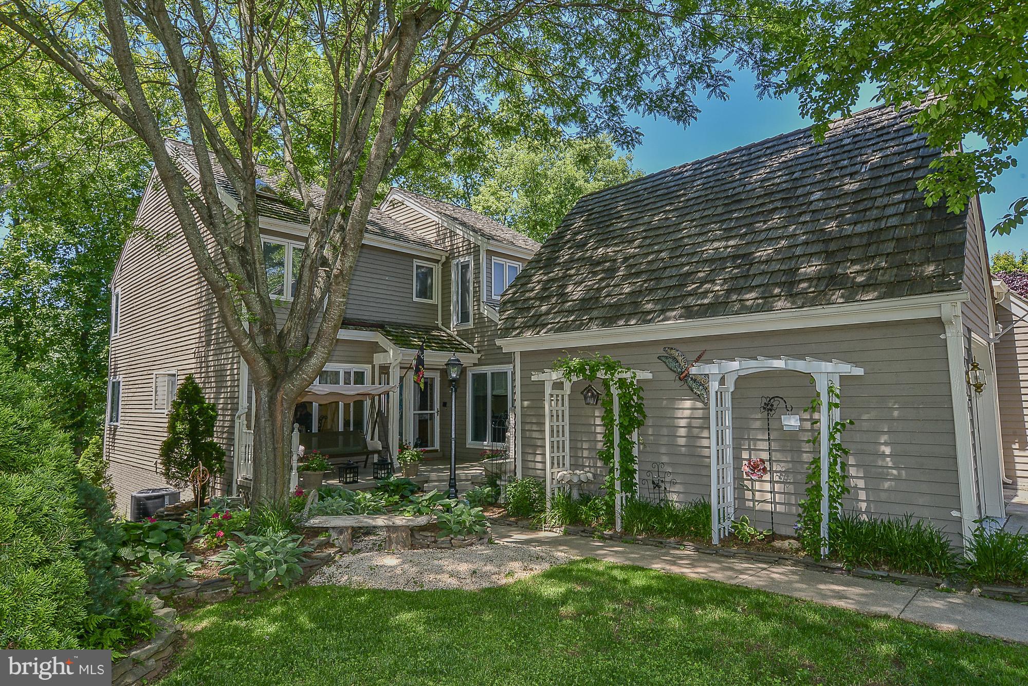 MONTCLAIR - Residential