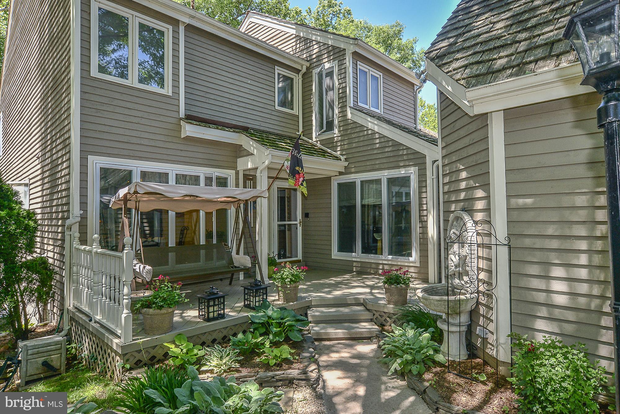 MONTCLAIR - Residential