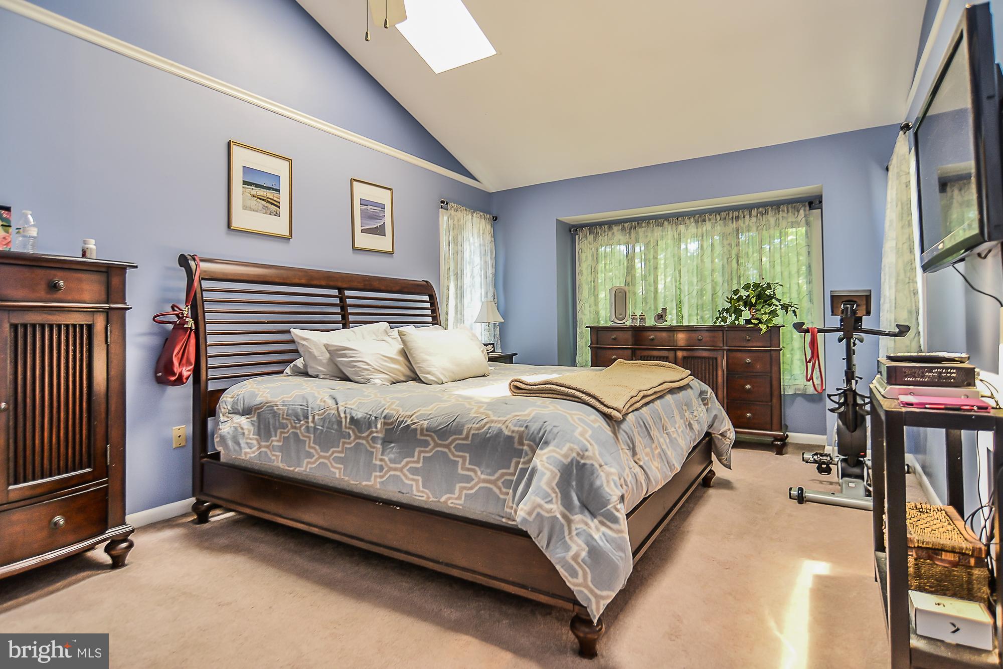 MONTCLAIR - Residential