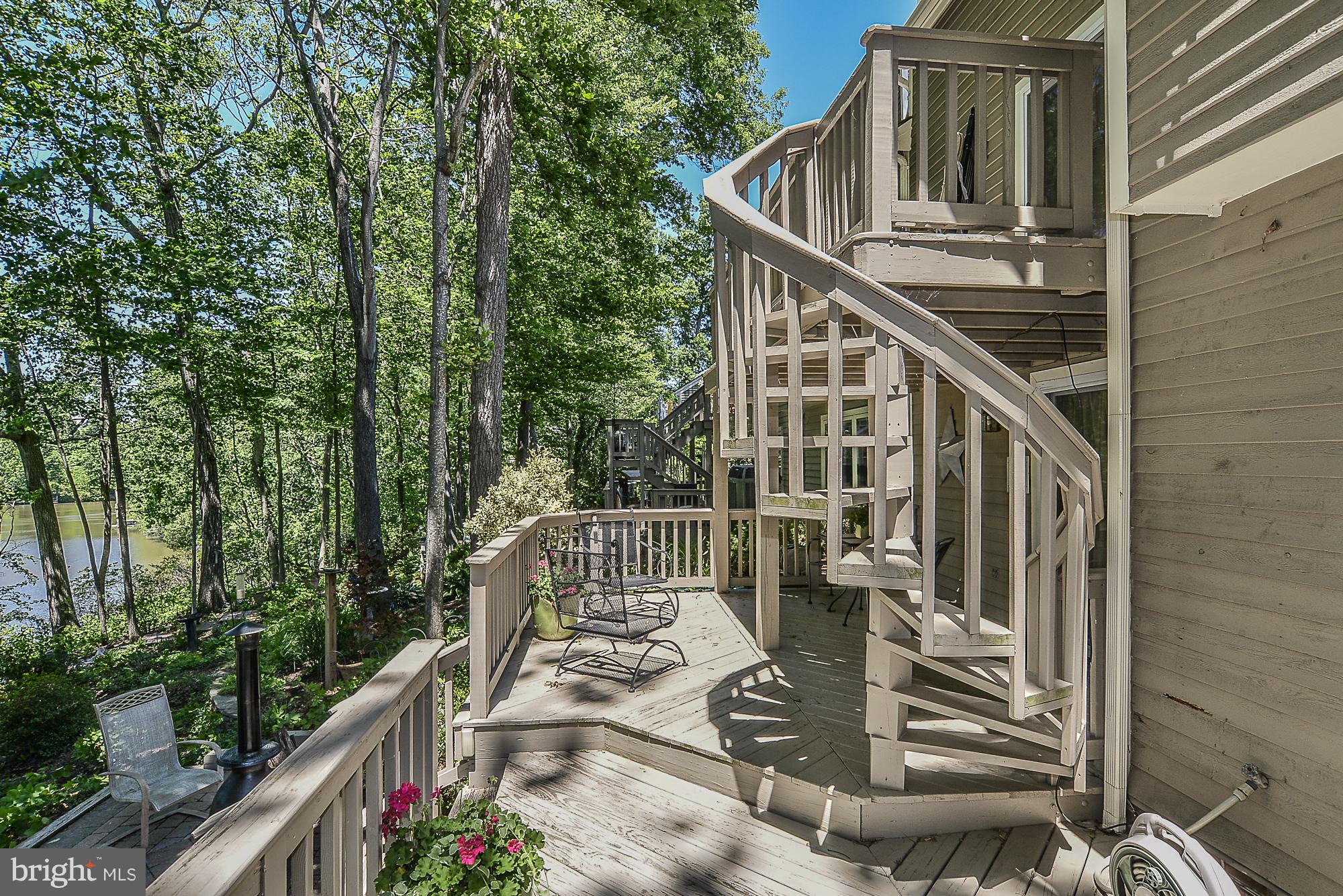 MONTCLAIR - Residential