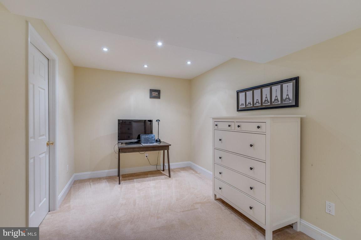 AVENEL - Residential