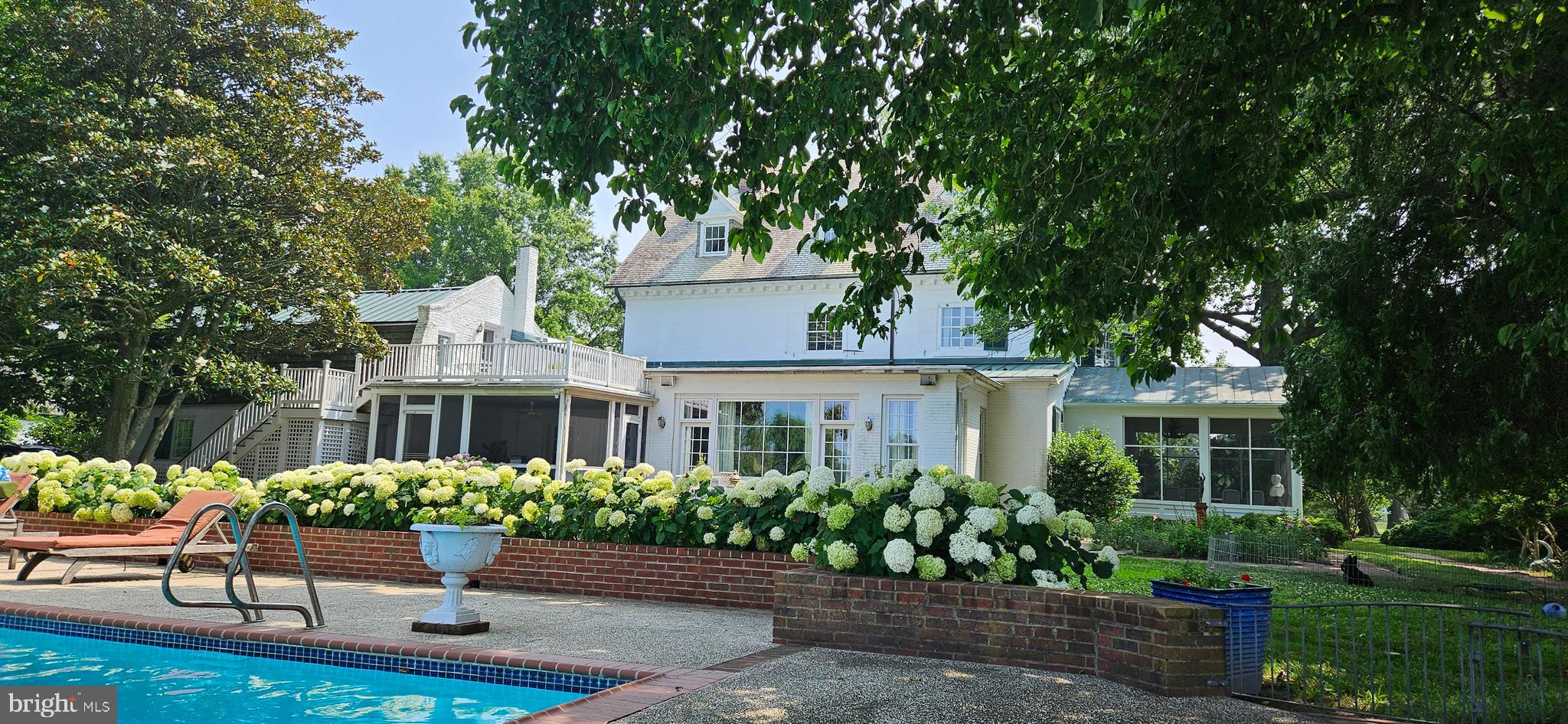 CLAIBORNE - Residential