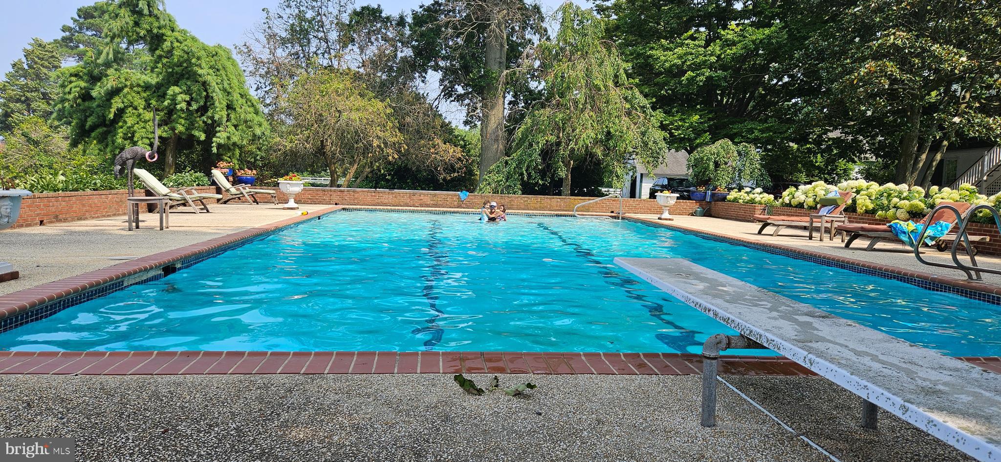 CLAIBORNE - Residential