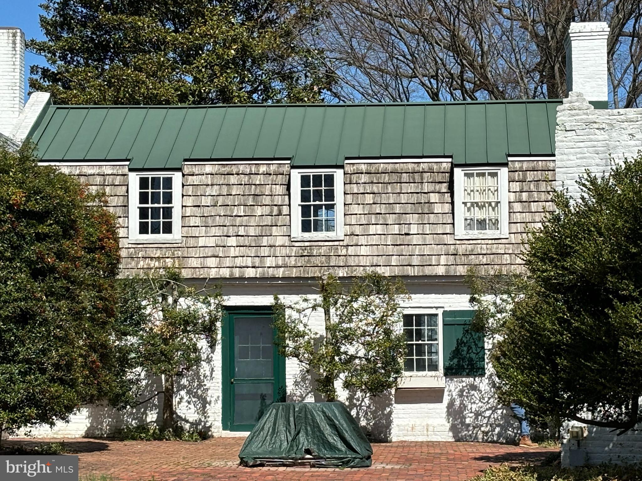 CLAIBORNE - Residential