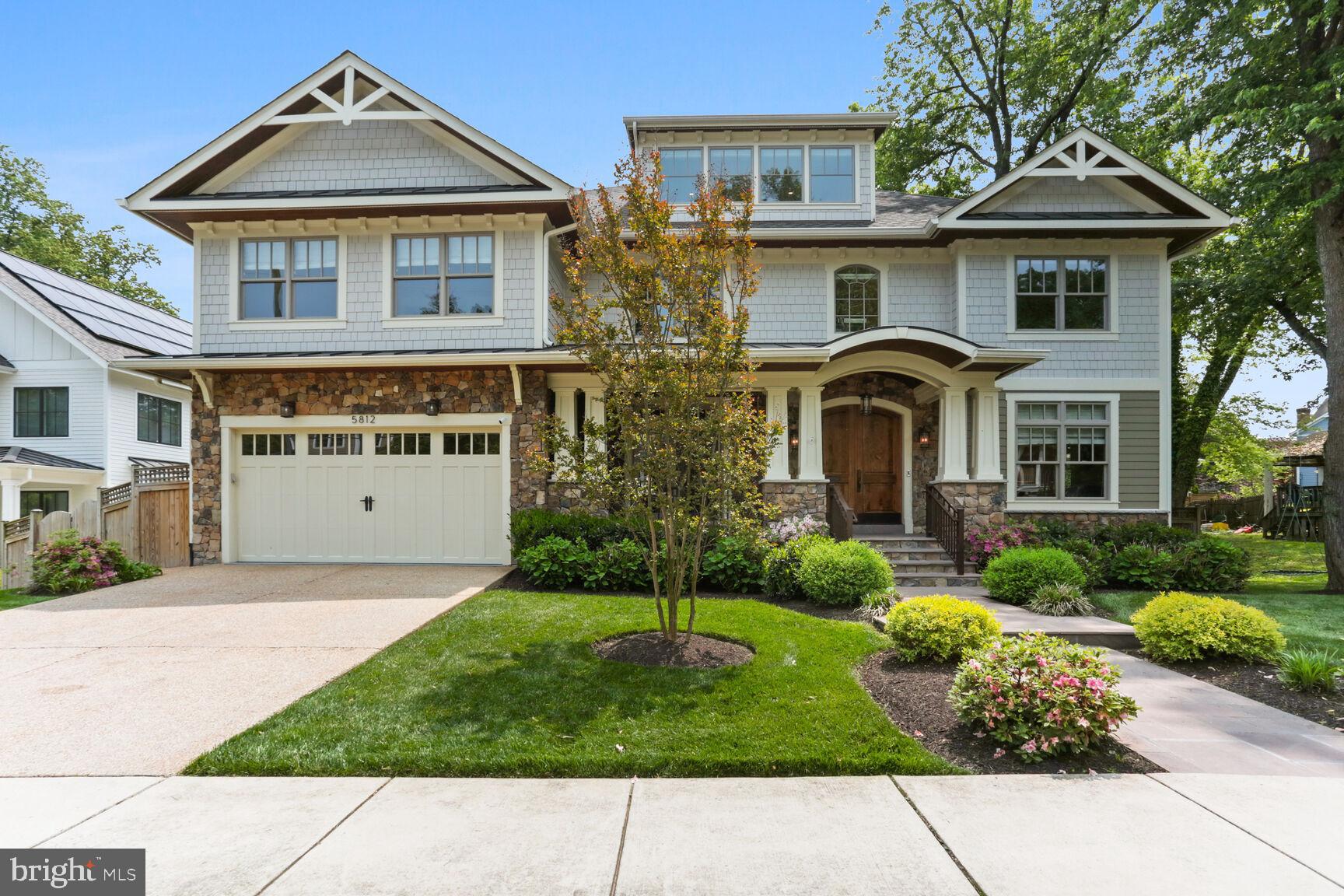 WILLIAMSBURG VILLAGE - Residential