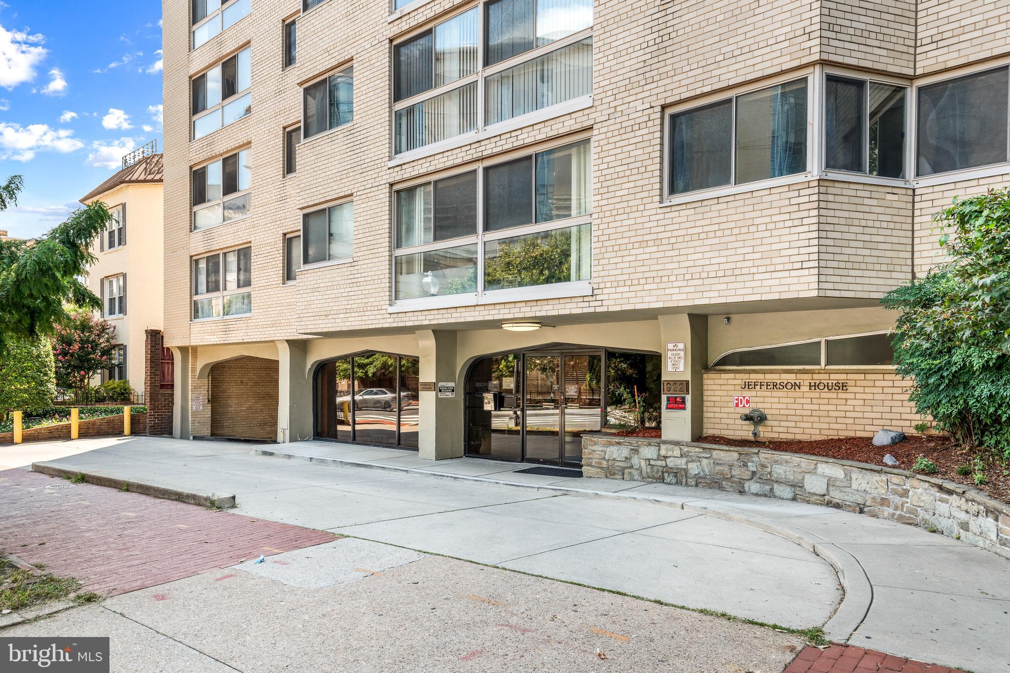 922 24TH STREET NW 812