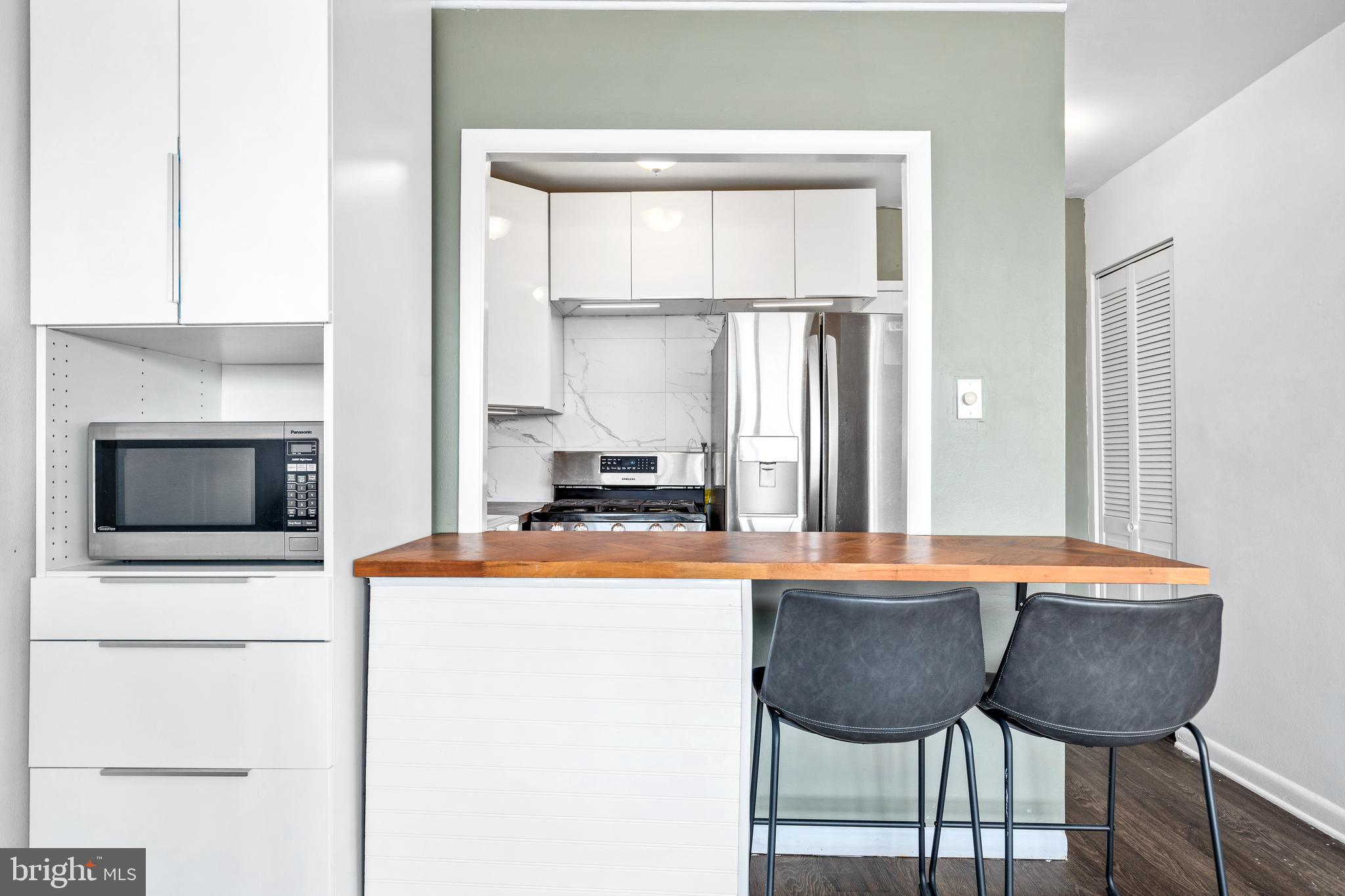 922 24TH STREET NW 812
