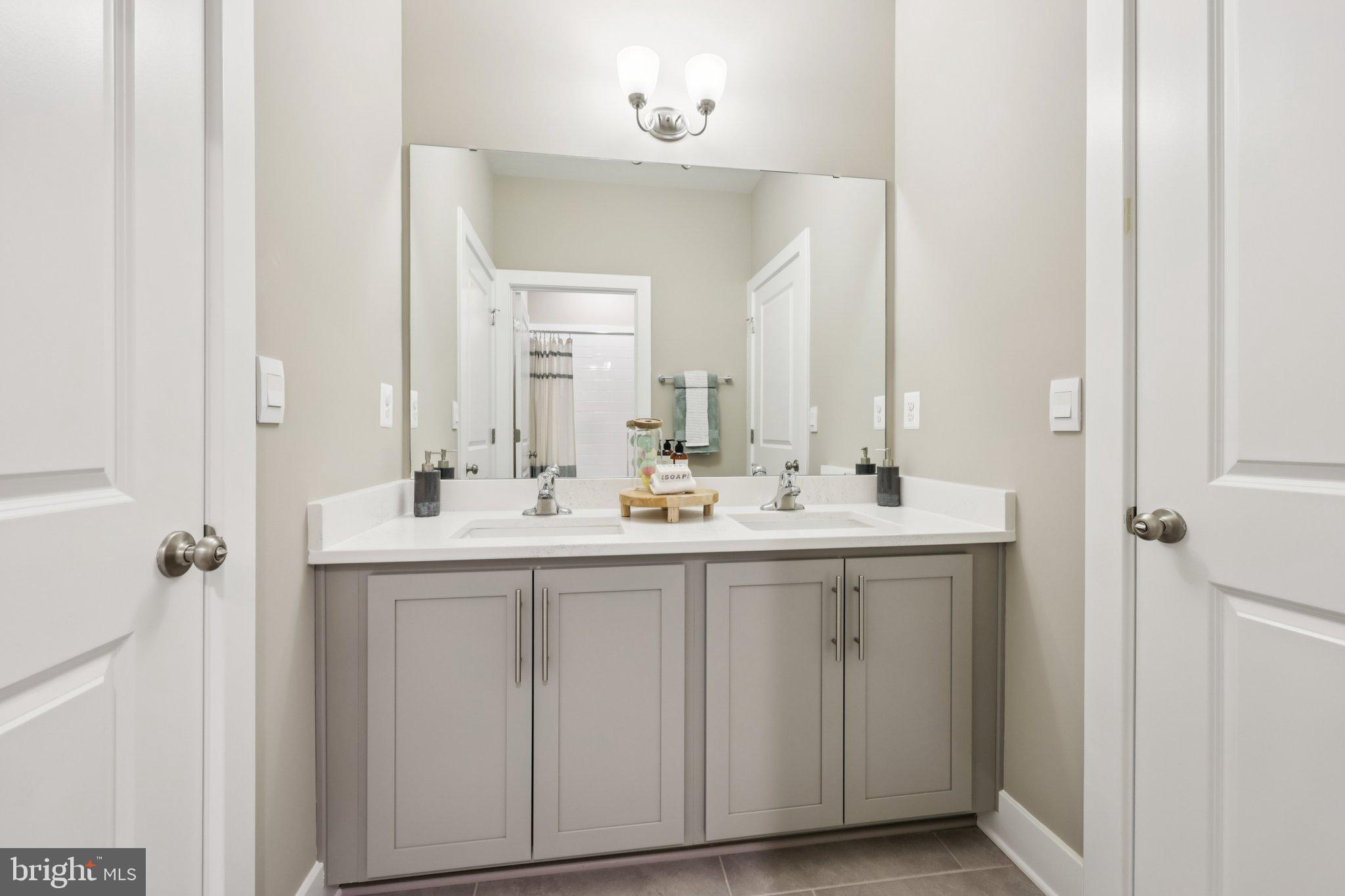 LINWOOD LANDING - Residential