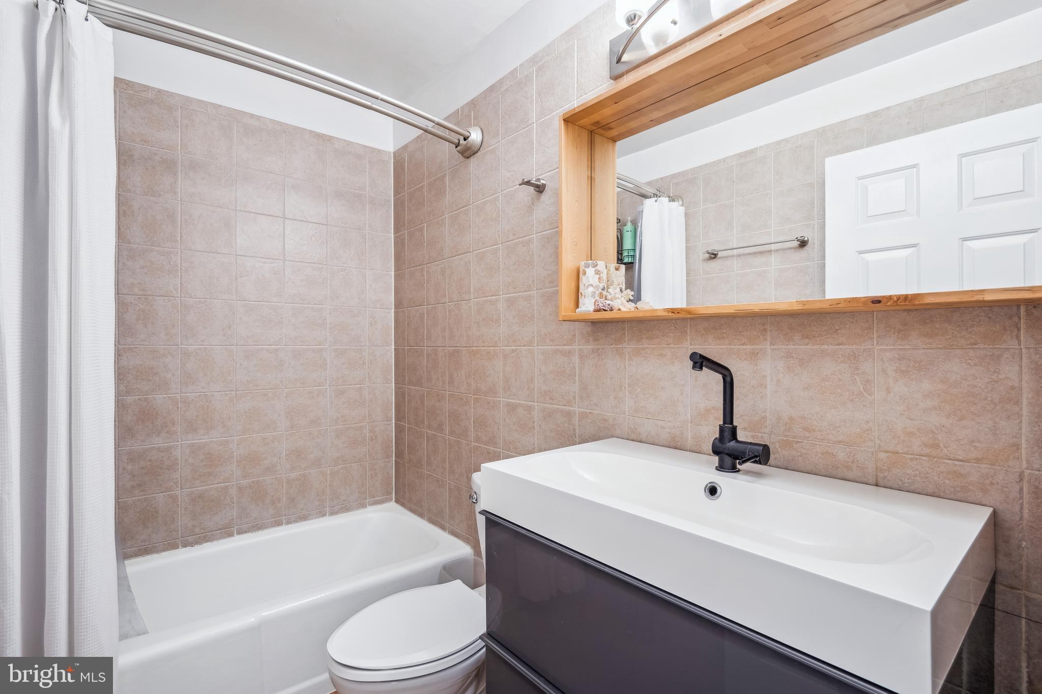 KNOLLWOOD - Residential