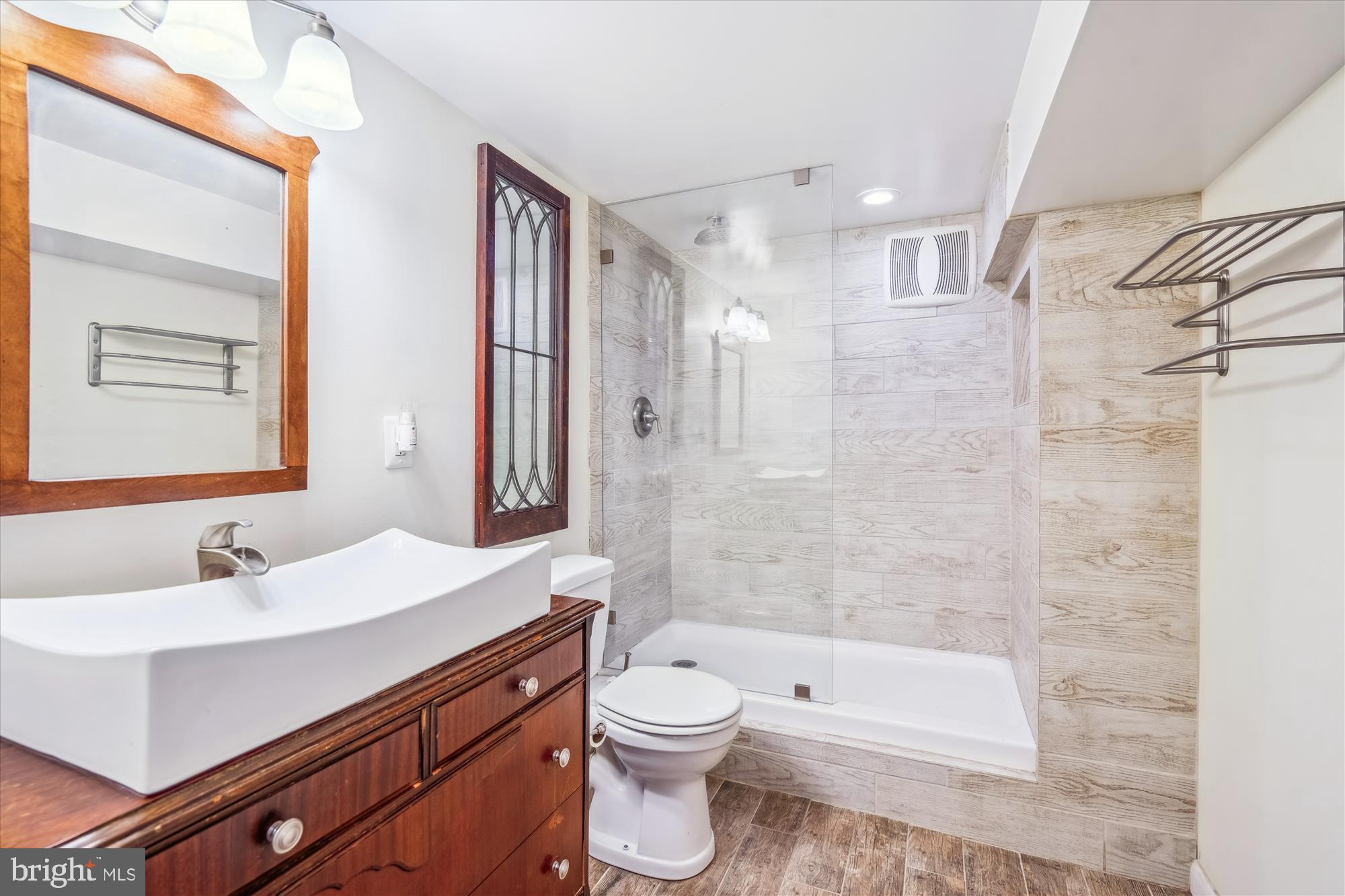 KNOLLWOOD - Residential