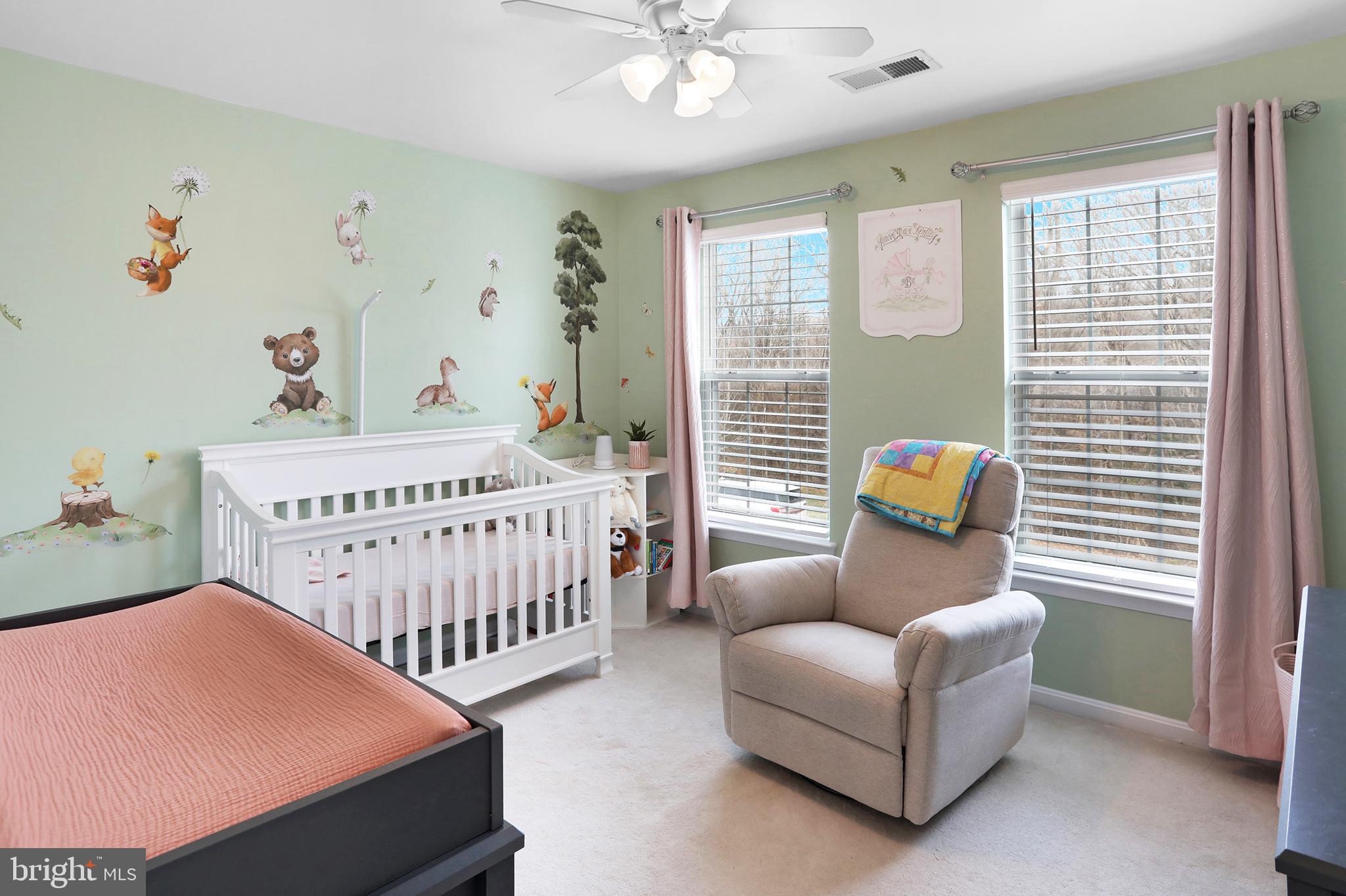 GREENWOOD COMMONS - Residential