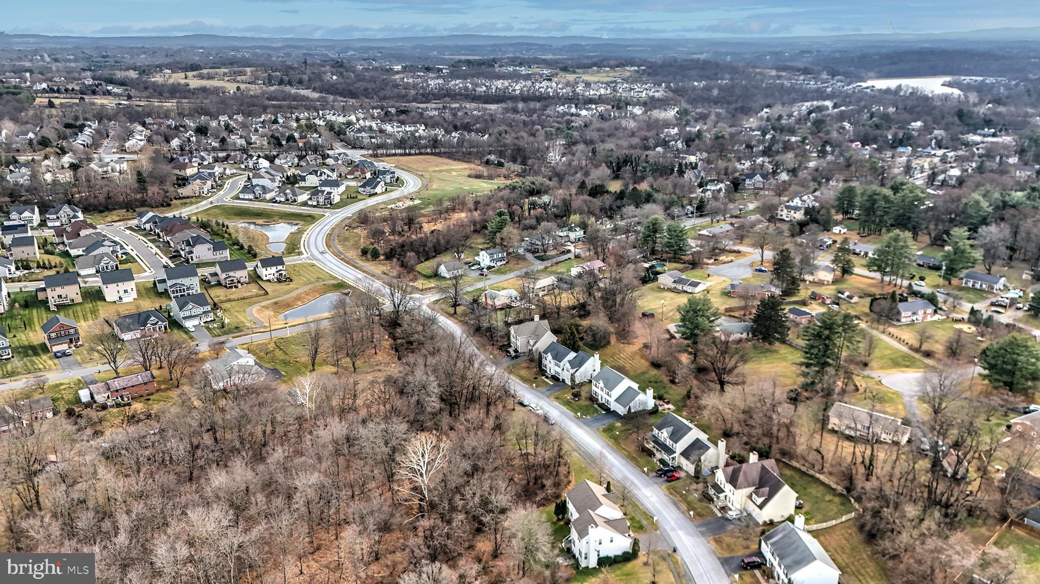 GREENWOOD COMMONS - Residential