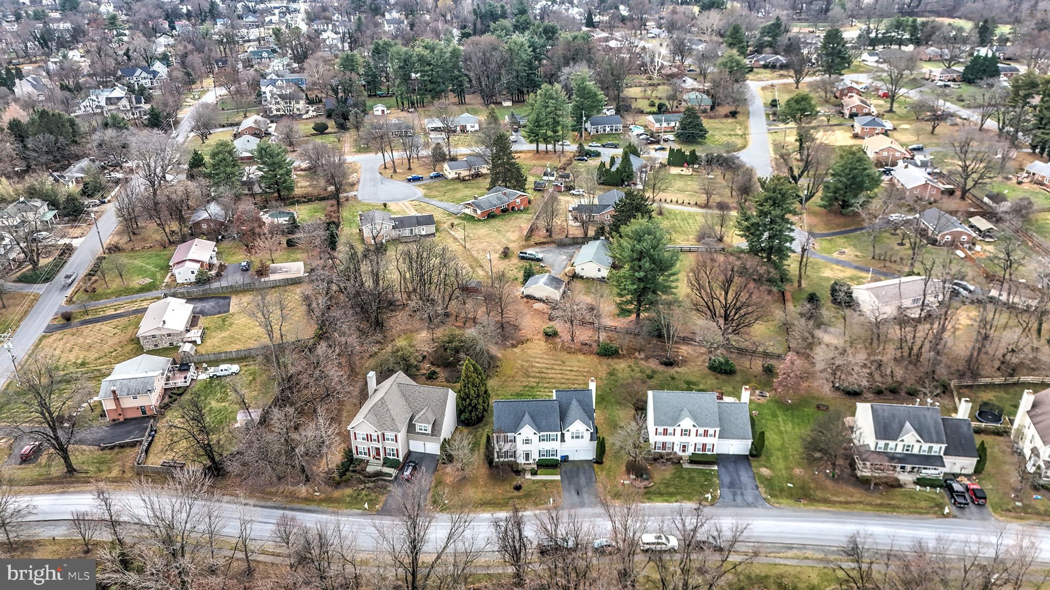 GREENWOOD COMMONS - Residential