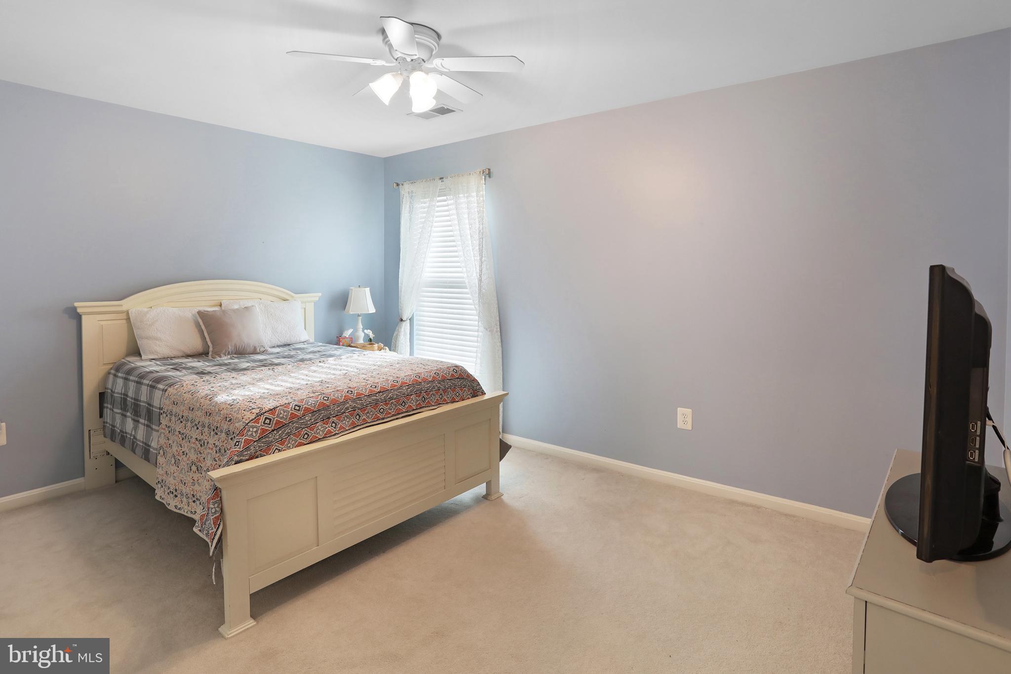 GREENWOOD COMMONS - Residential