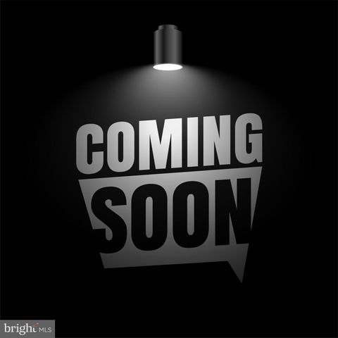 17239 GREENWOOD DRIVE ROUND HILL VA 20141