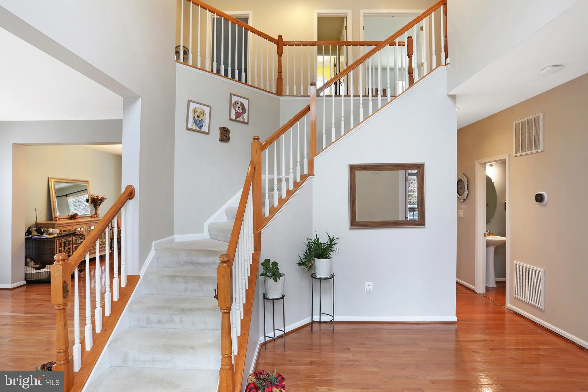 Round Hill, Virginia 20141, United States, 4 Bedrooms Bedrooms, ,3 BathroomsBathrooms,Residential,Active,251674