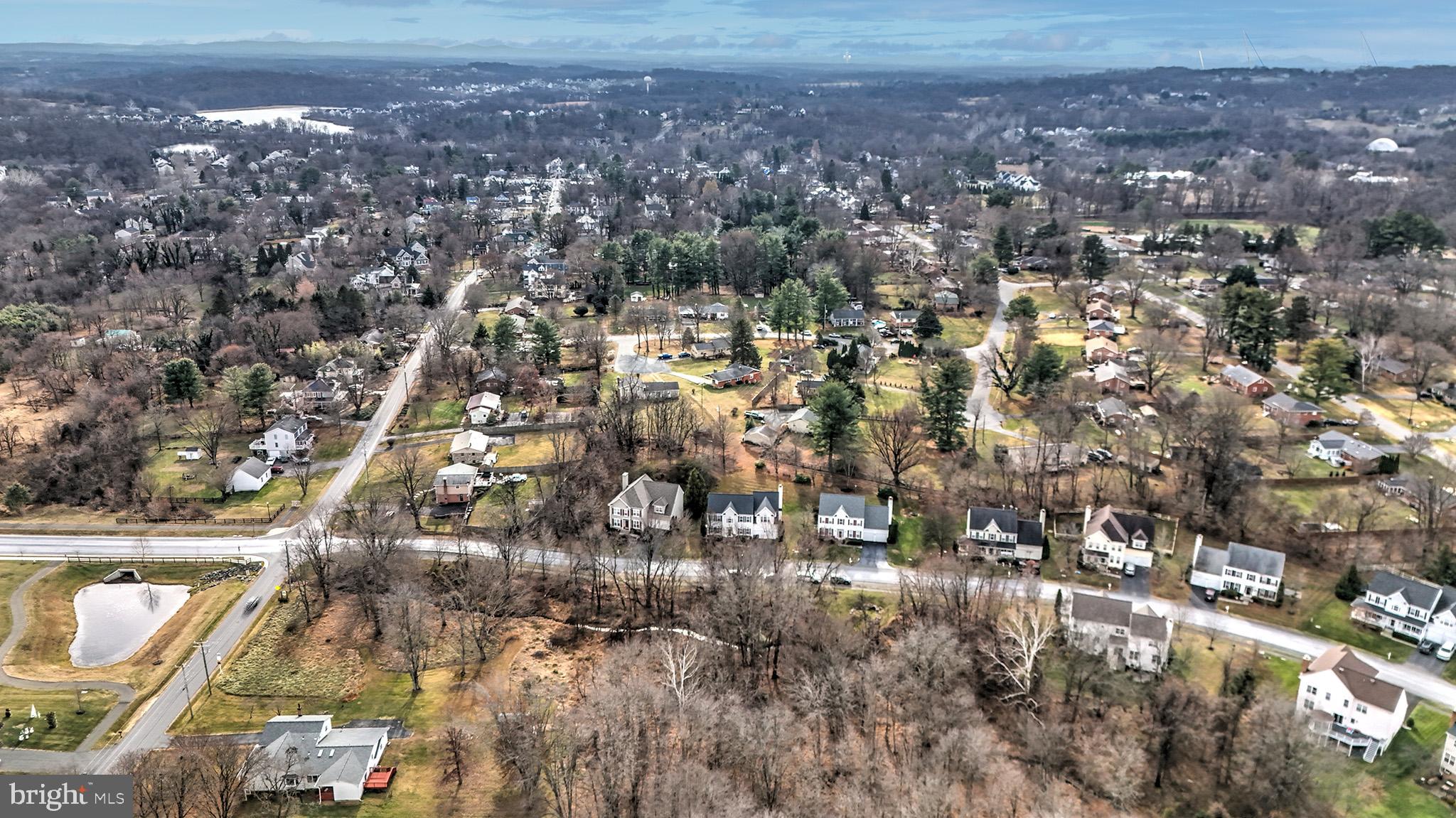 GREENWOOD COMMONS - Residential