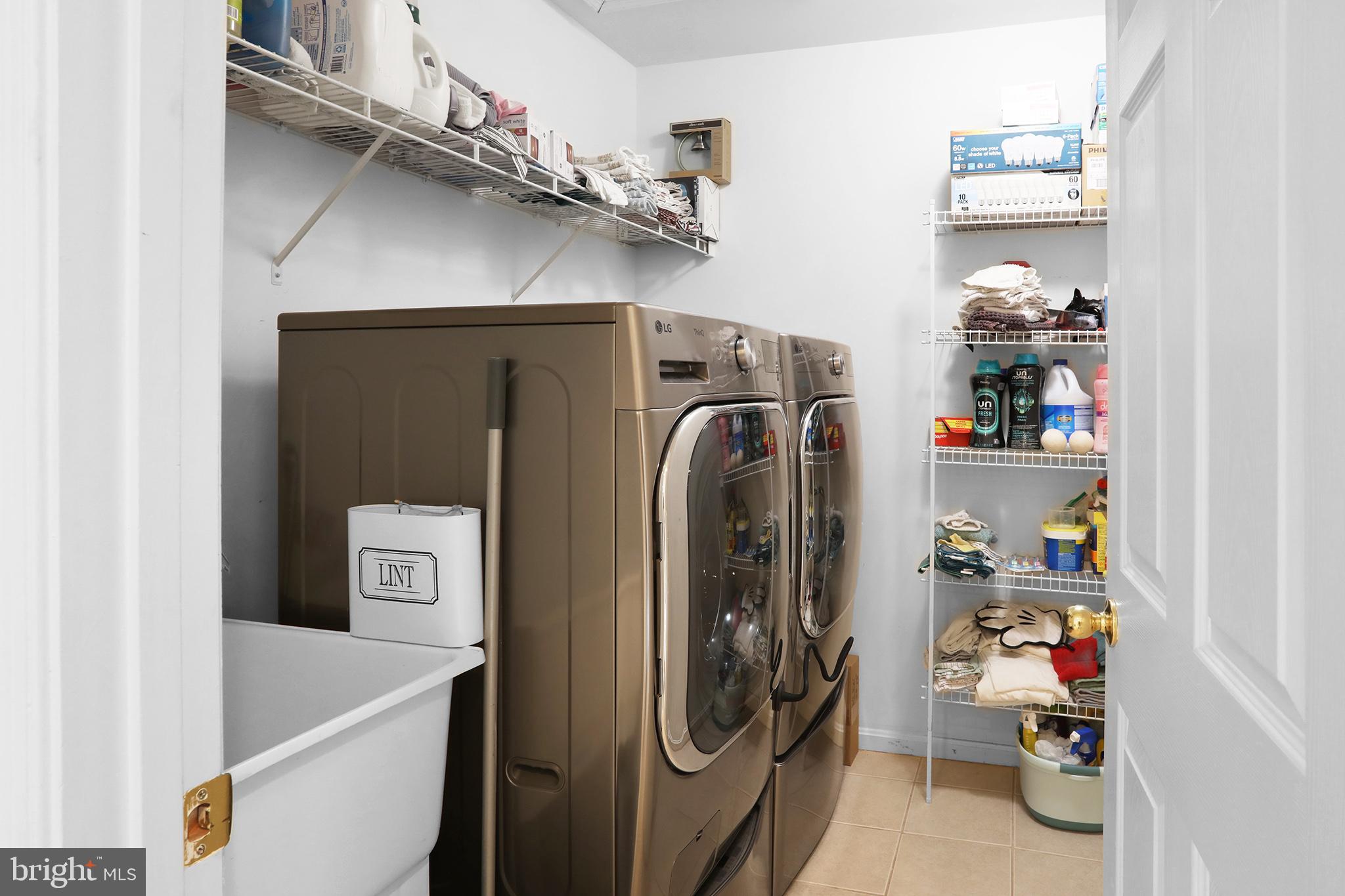 GREENWOOD COMMONS - Residential