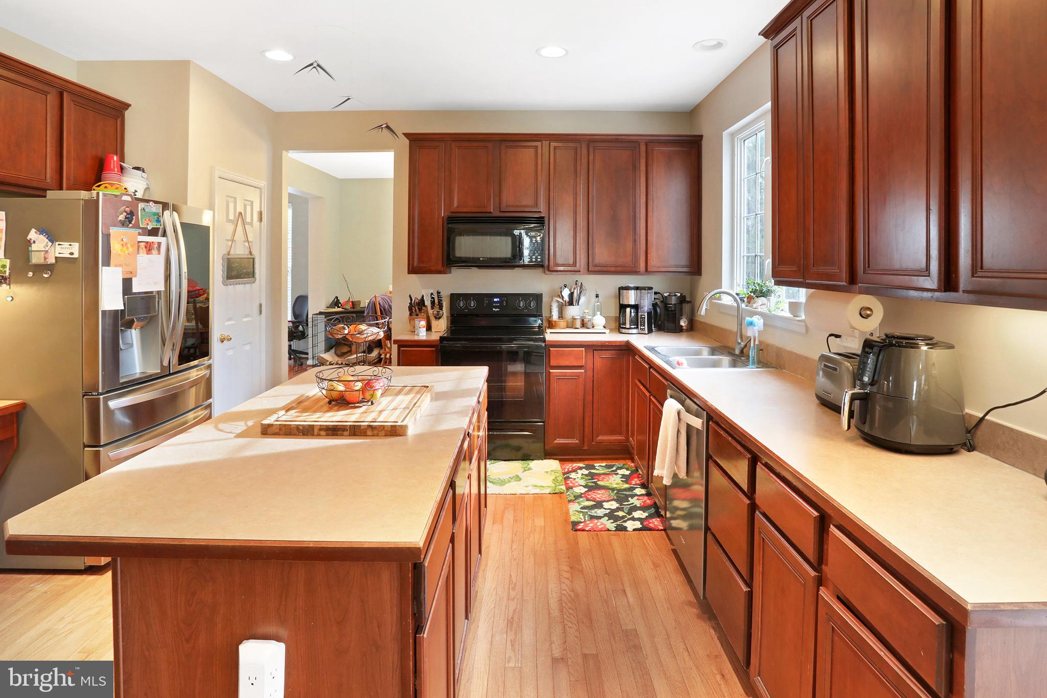 GREENWOOD COMMONS - Residential