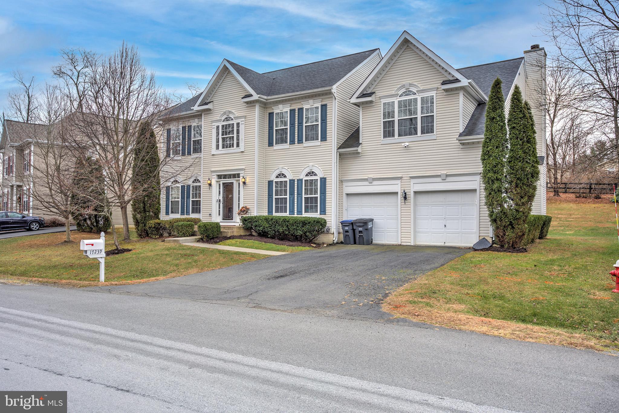 GREENWOOD COMMONS - Residential