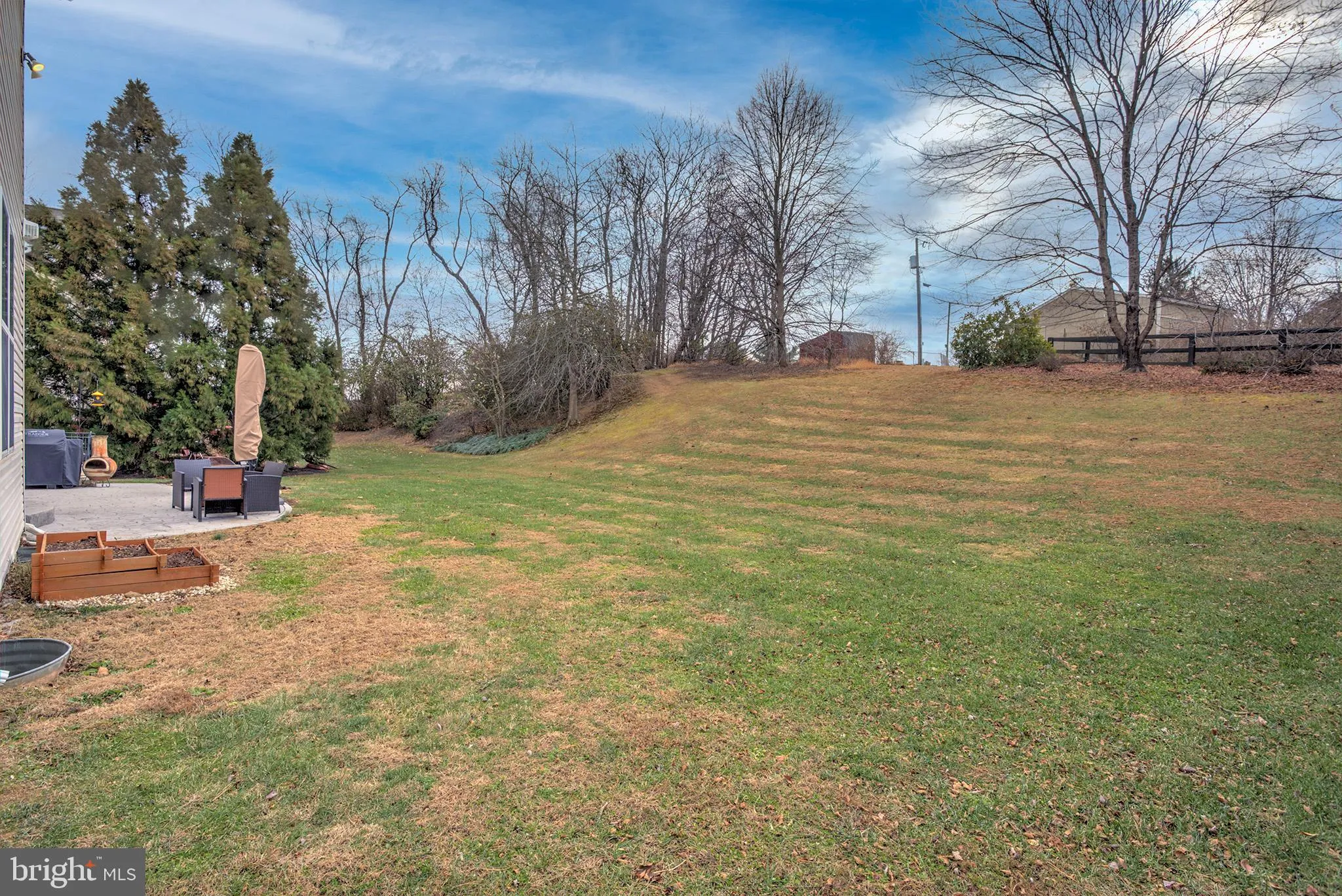 Round Hill, Virginia 20141, United States, 4 Bedrooms Bedrooms, ,3 BathroomsBathrooms,Residential,Active,251674