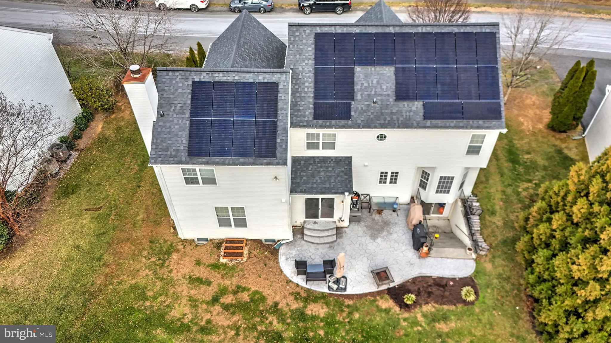 Round Hill, Virginia 20141, United States, 4 Bedrooms Bedrooms, ,3 BathroomsBathrooms,Residential,Active,251674