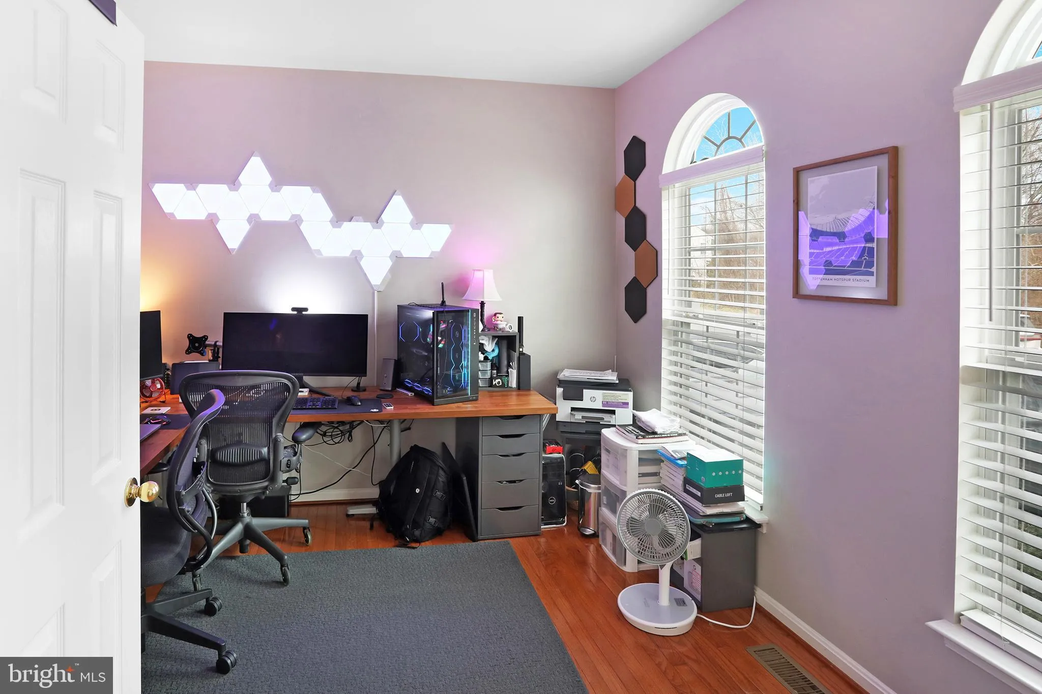 Round Hill, Virginia 20141, United States, 4 Bedrooms Bedrooms, ,3 BathroomsBathrooms,Residential,Active,251674