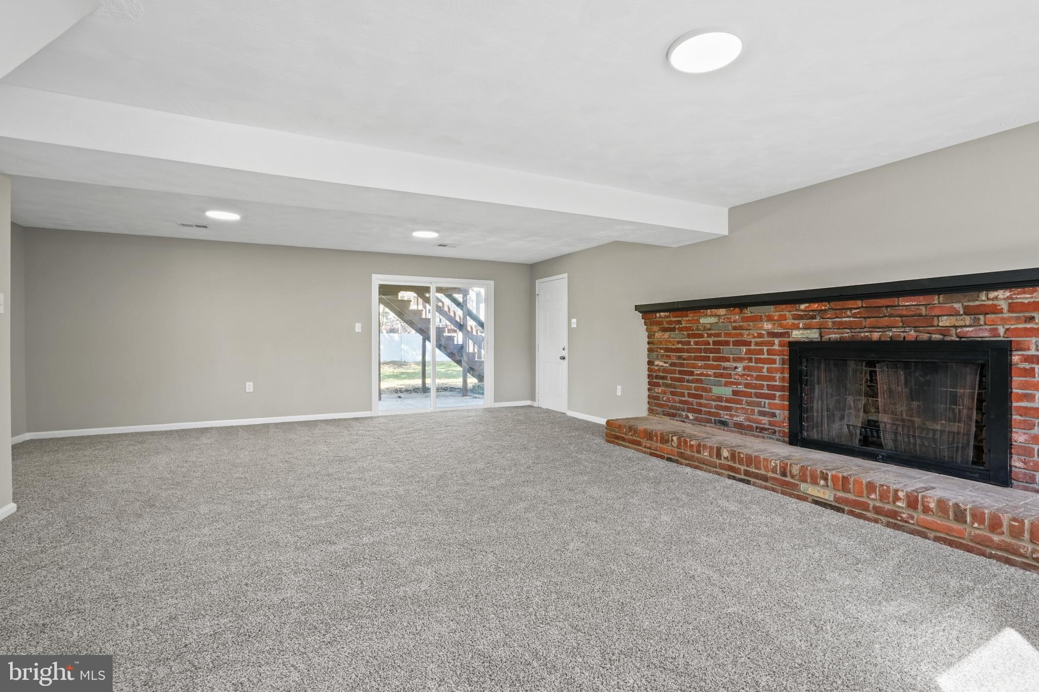 ESTONIAN ESTATES - Residential