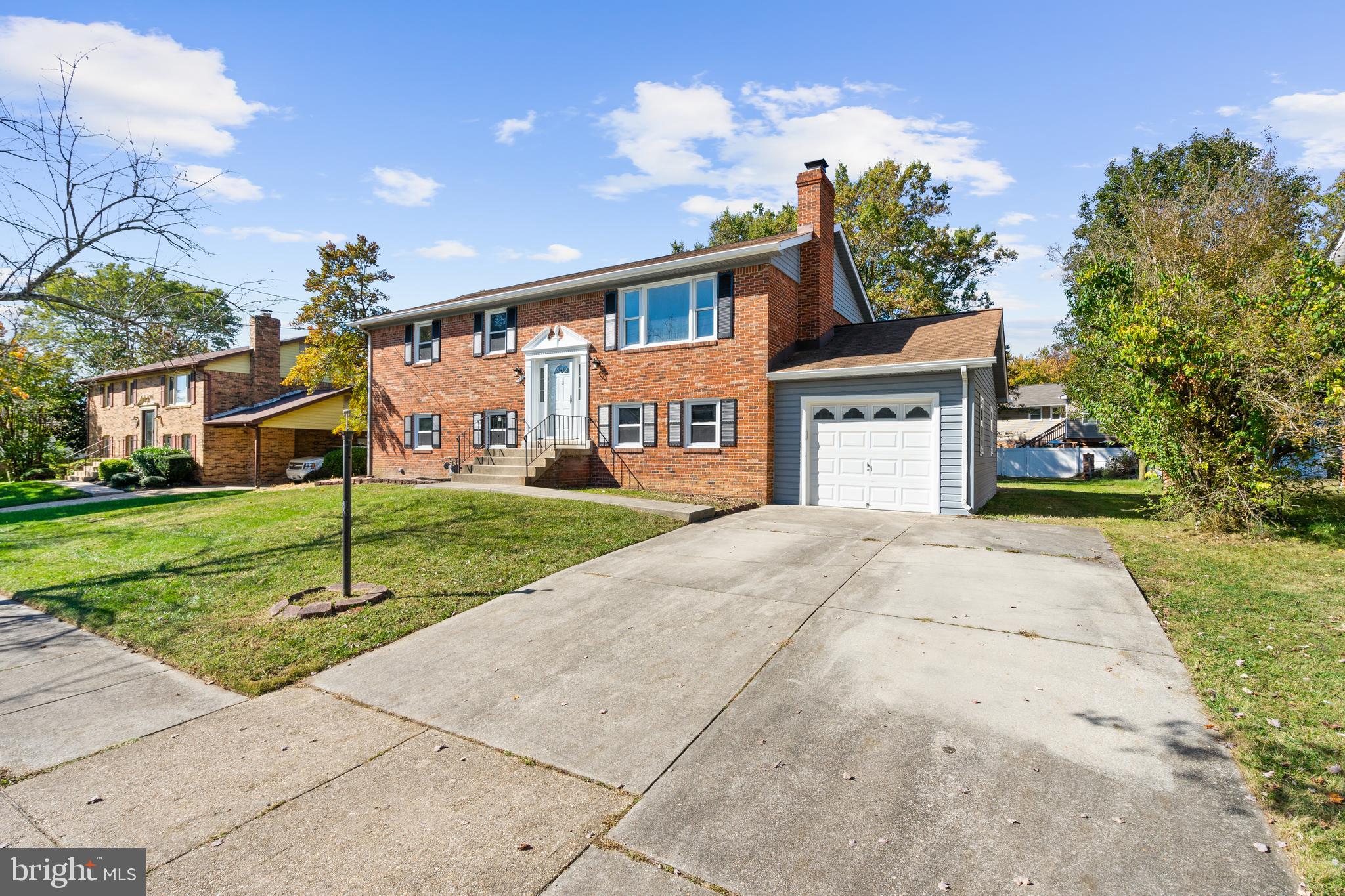 ESTONIAN ESTATES - Residential