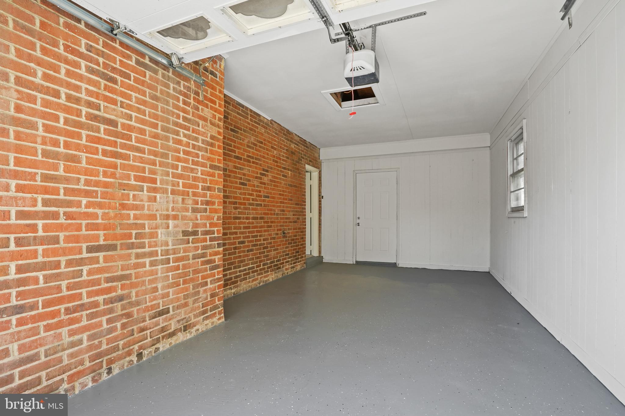 ESTONIAN ESTATES - Residential