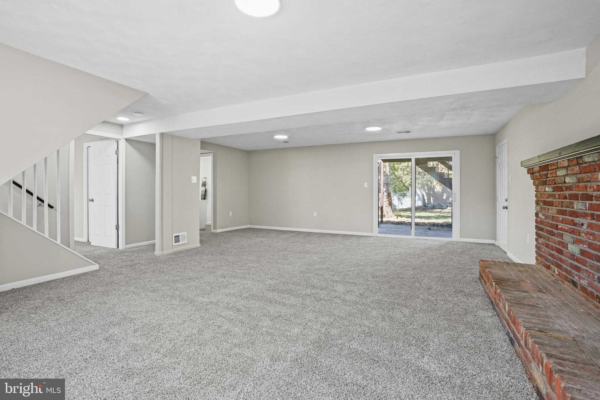 ESTONIAN ESTATES - Residential