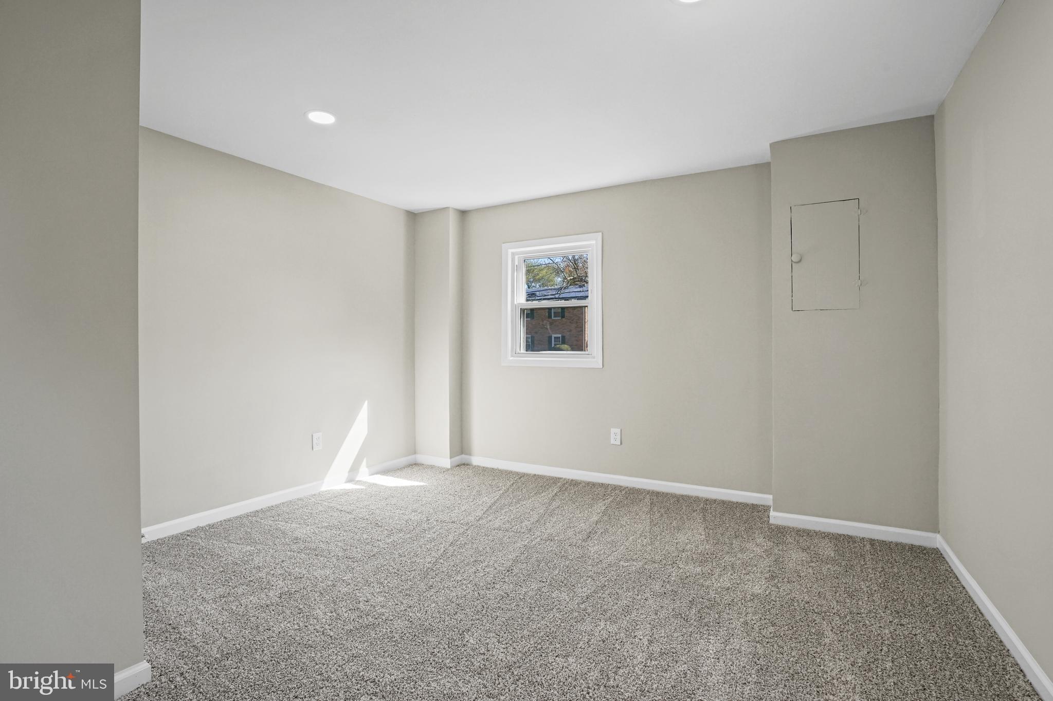 ESTONIAN ESTATES - Residential