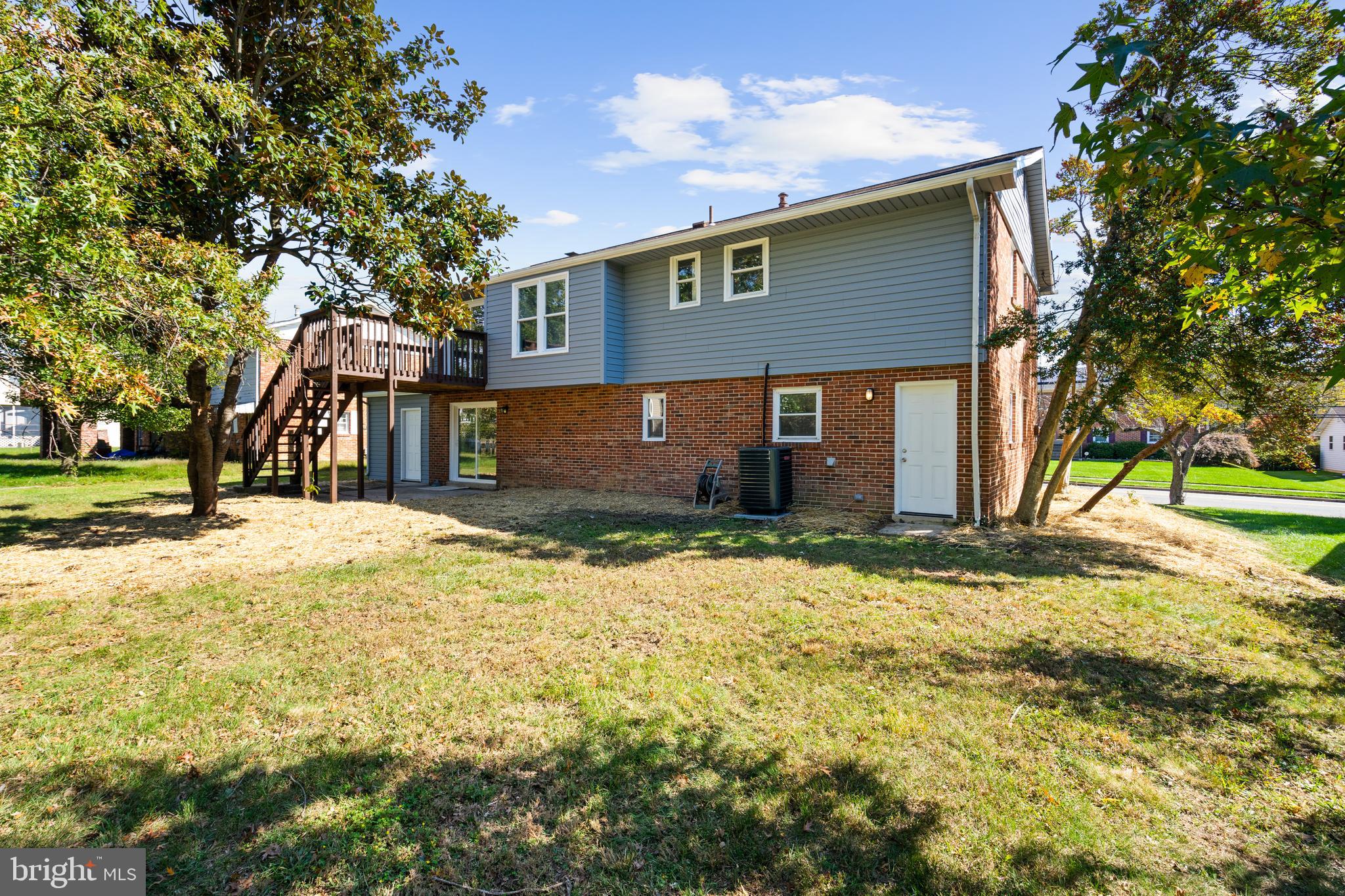 ESTONIAN ESTATES - Residential