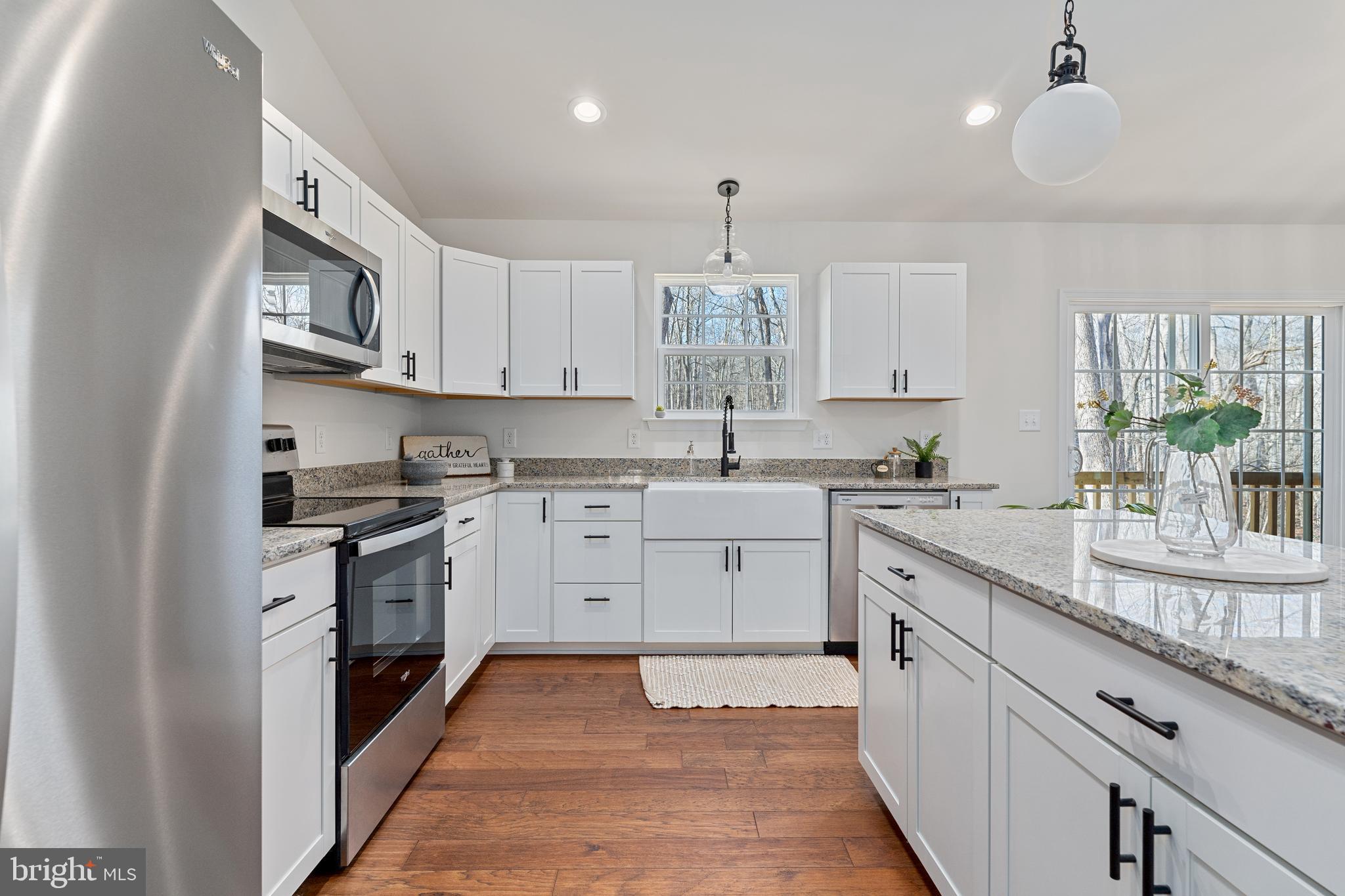 SHERWOOD FOREST - Residential