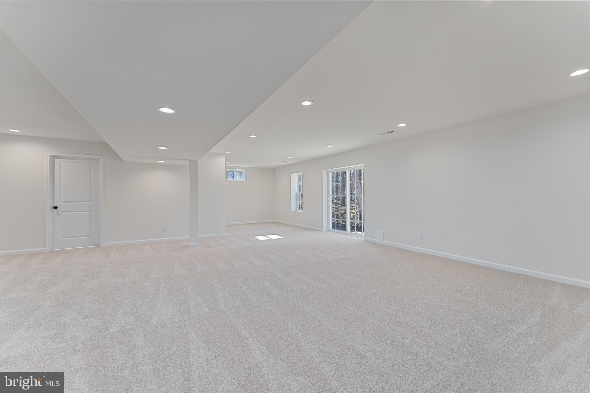 SHERWOOD FOREST - Residential