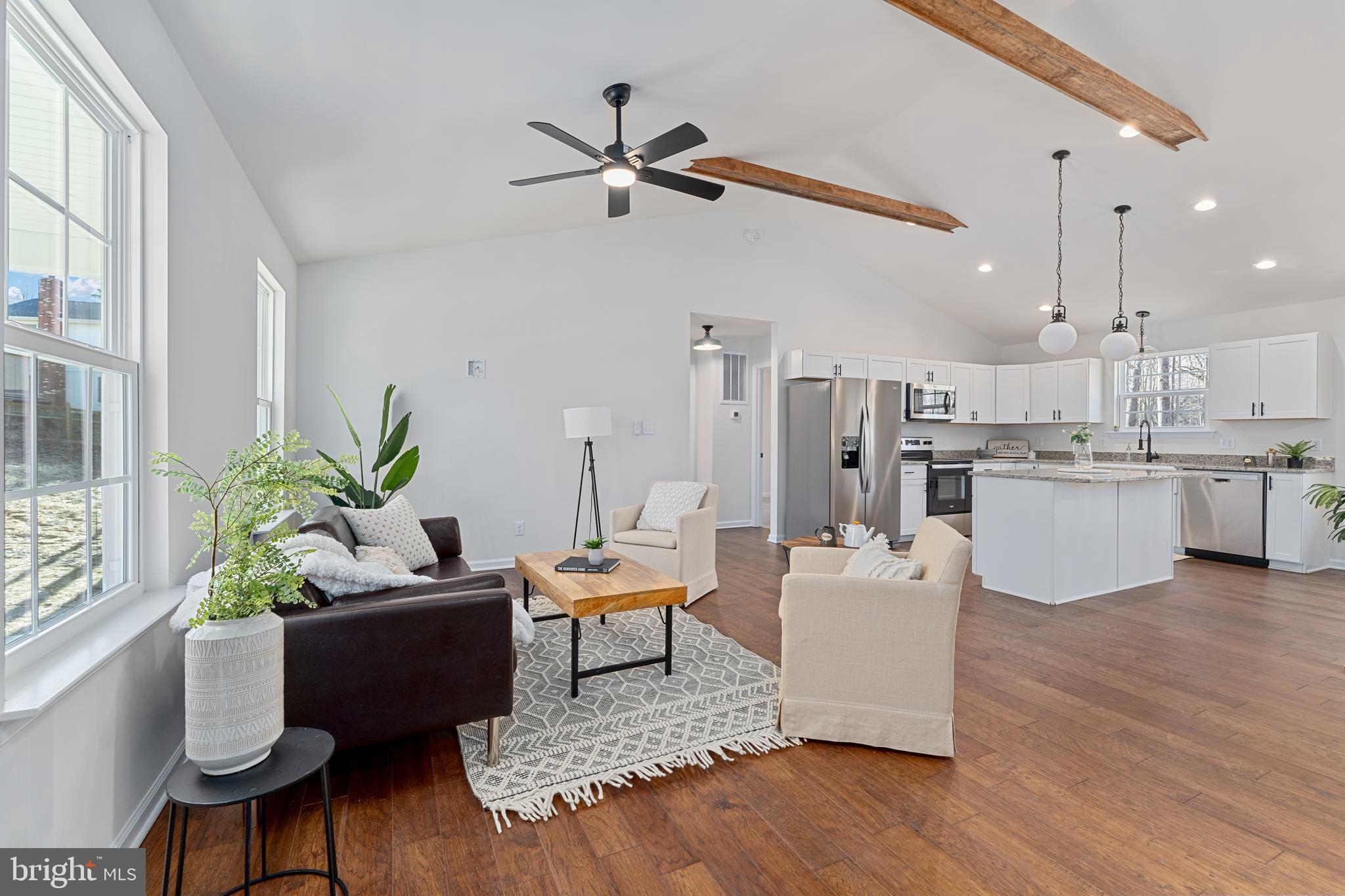 SHERWOOD FOREST - Residential