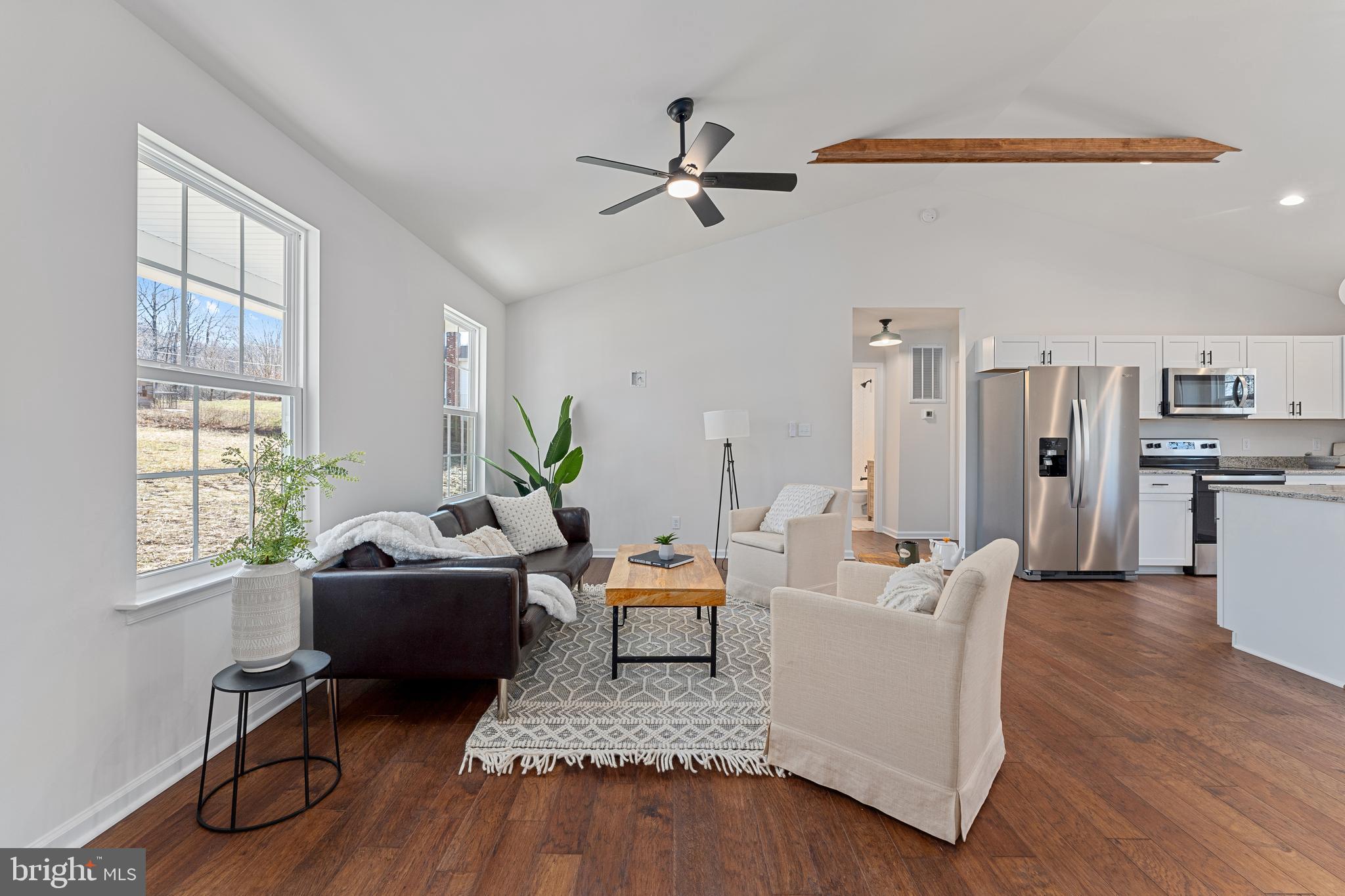 SHERWOOD FOREST - Residential